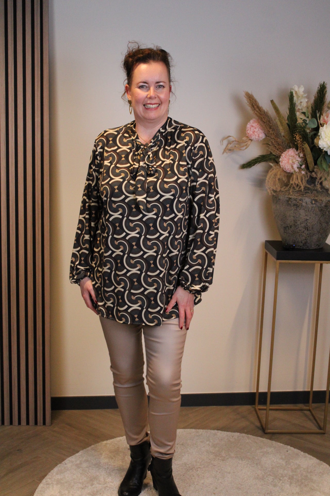 Harper | Blouse met strik grijs lange mouw 38 t/m 48