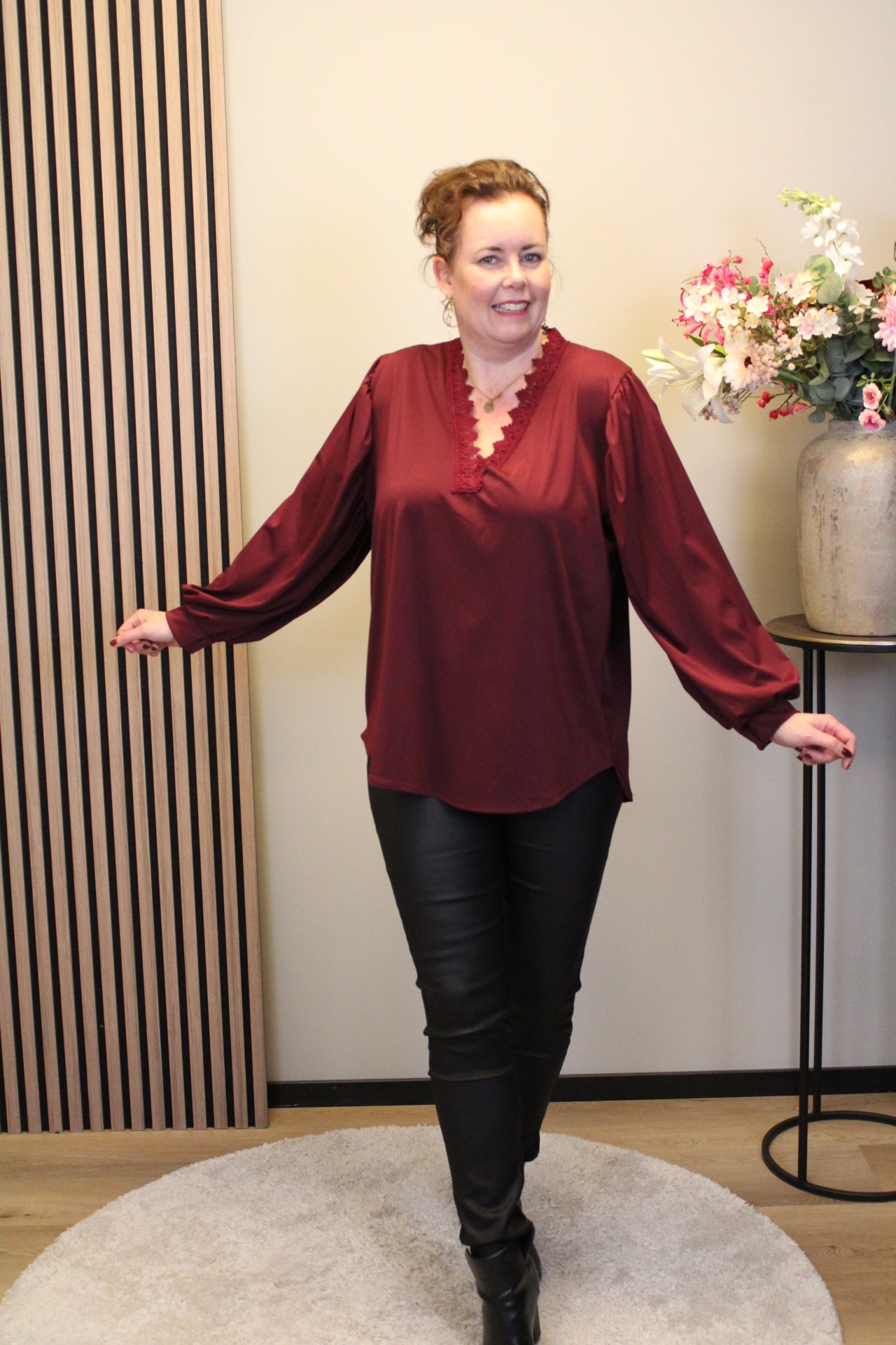 Yvonne | Top bordeaux lange mouw 40 t/m 44