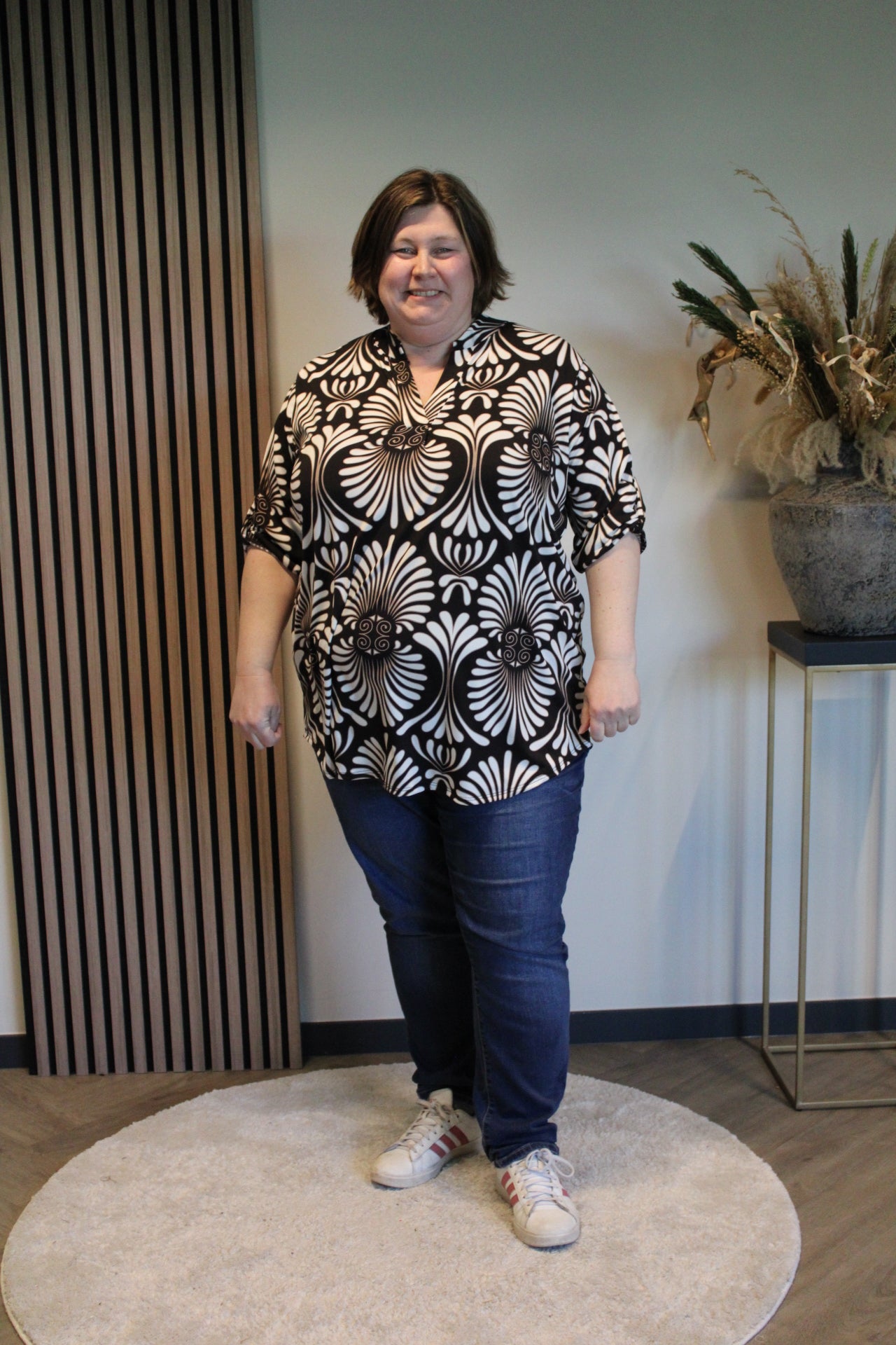 Renske | Blouse zwart  52 t/m 58