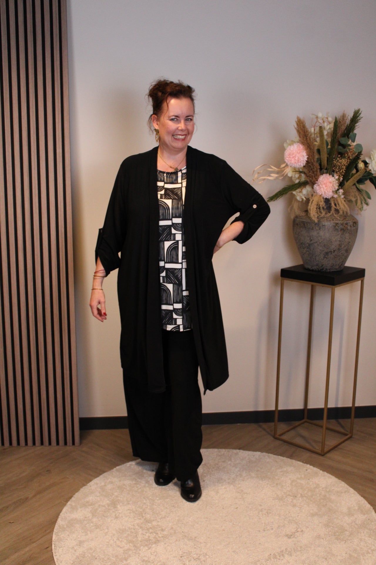 Nienke | Dun vestje kort zwart 52 t/m 58