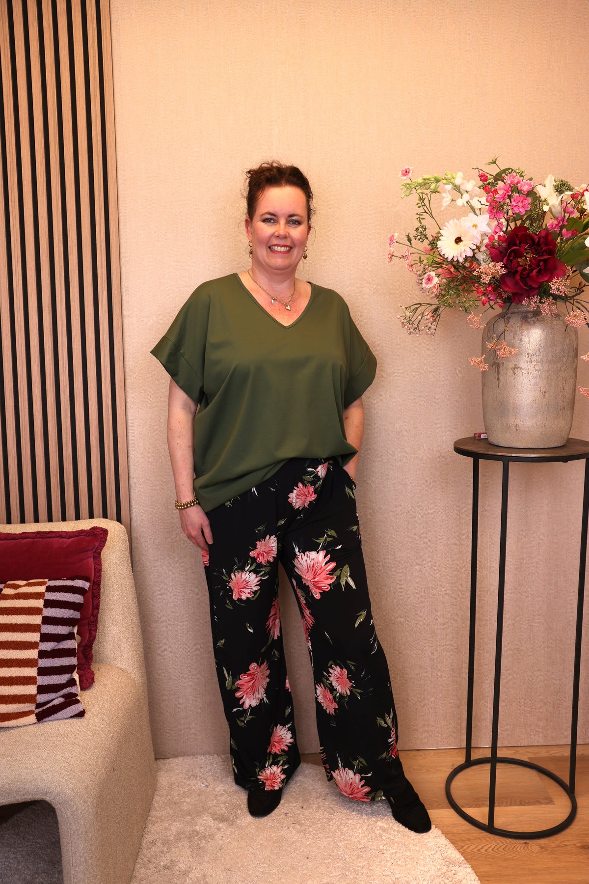 Sanne | Broek zwart met zakken 38 - 58