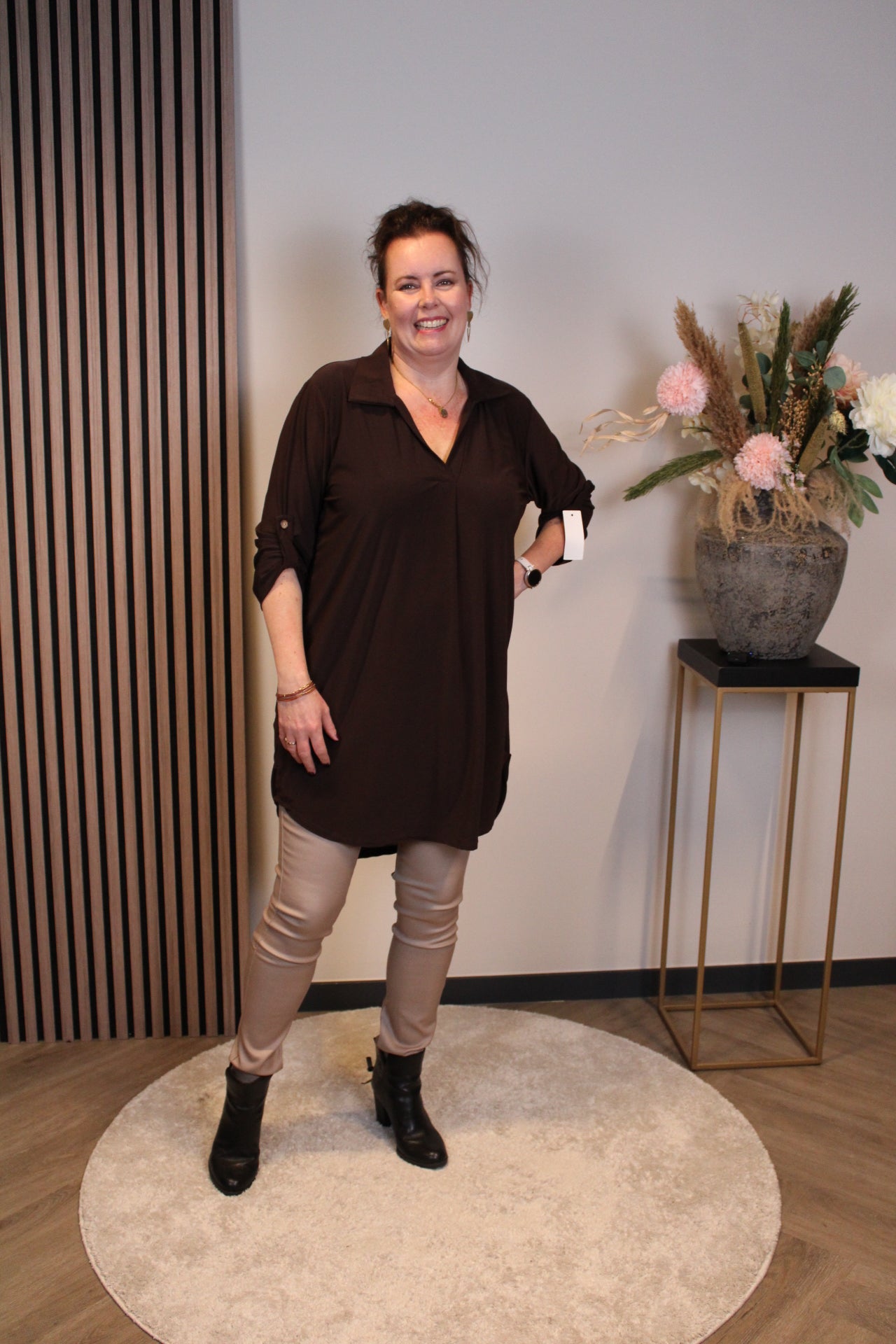 Marieke | Tuniek bruin met kraagje 48 t/m 52