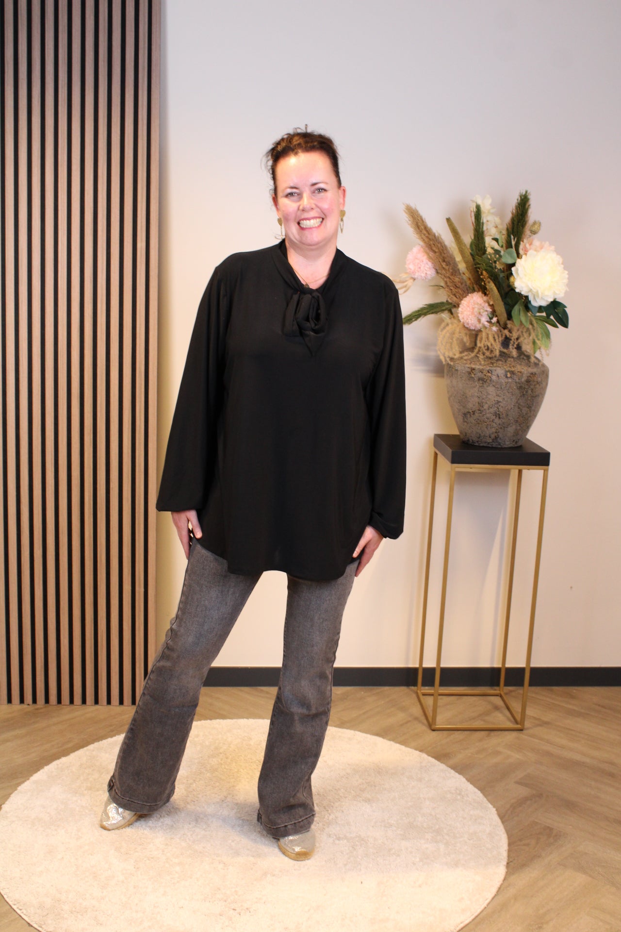 Renske | Blouse zwart lange mouw 48 t/m 52
