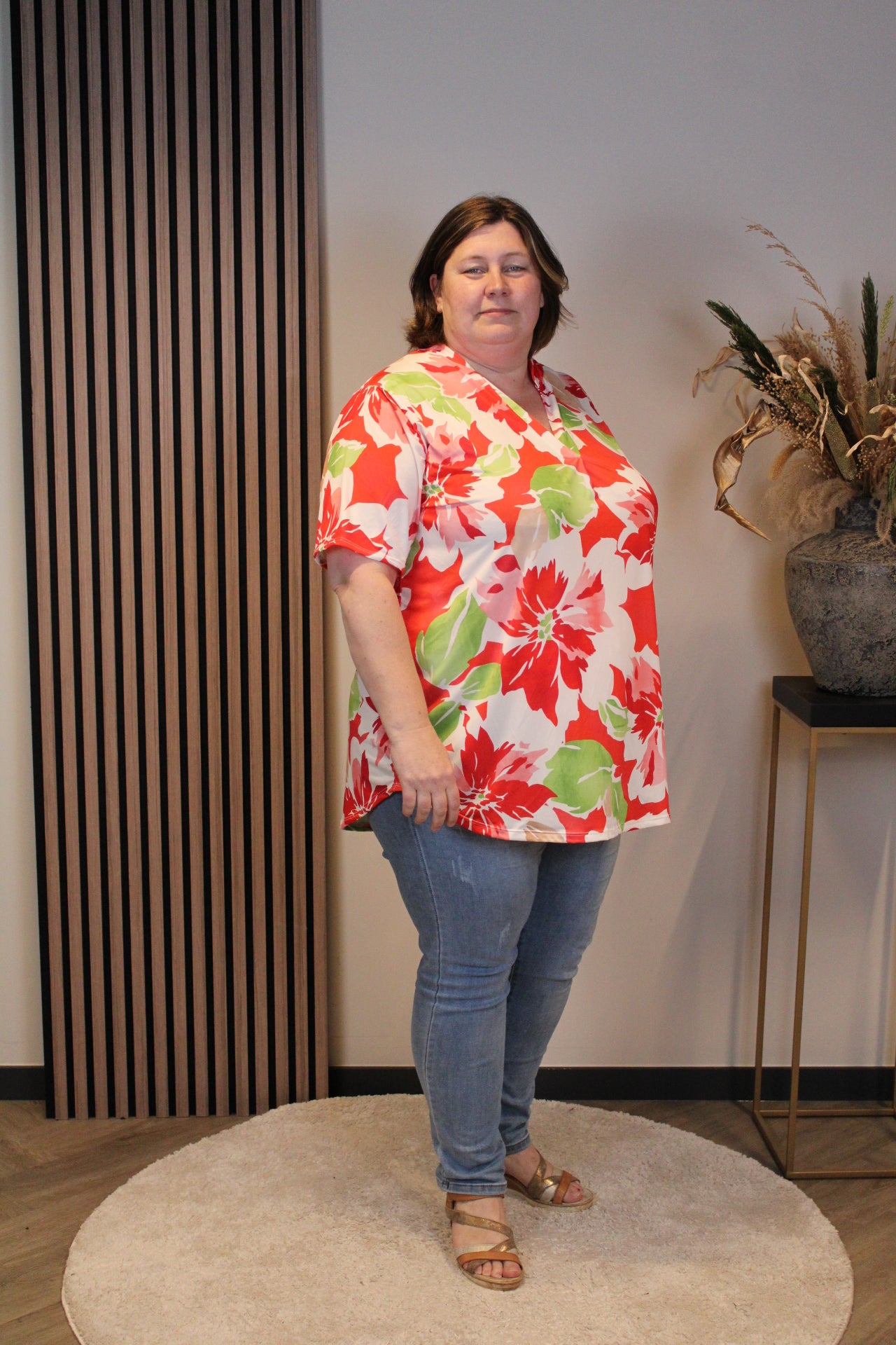 Maartje | Blouse rood korte mouw 52 t/m 58