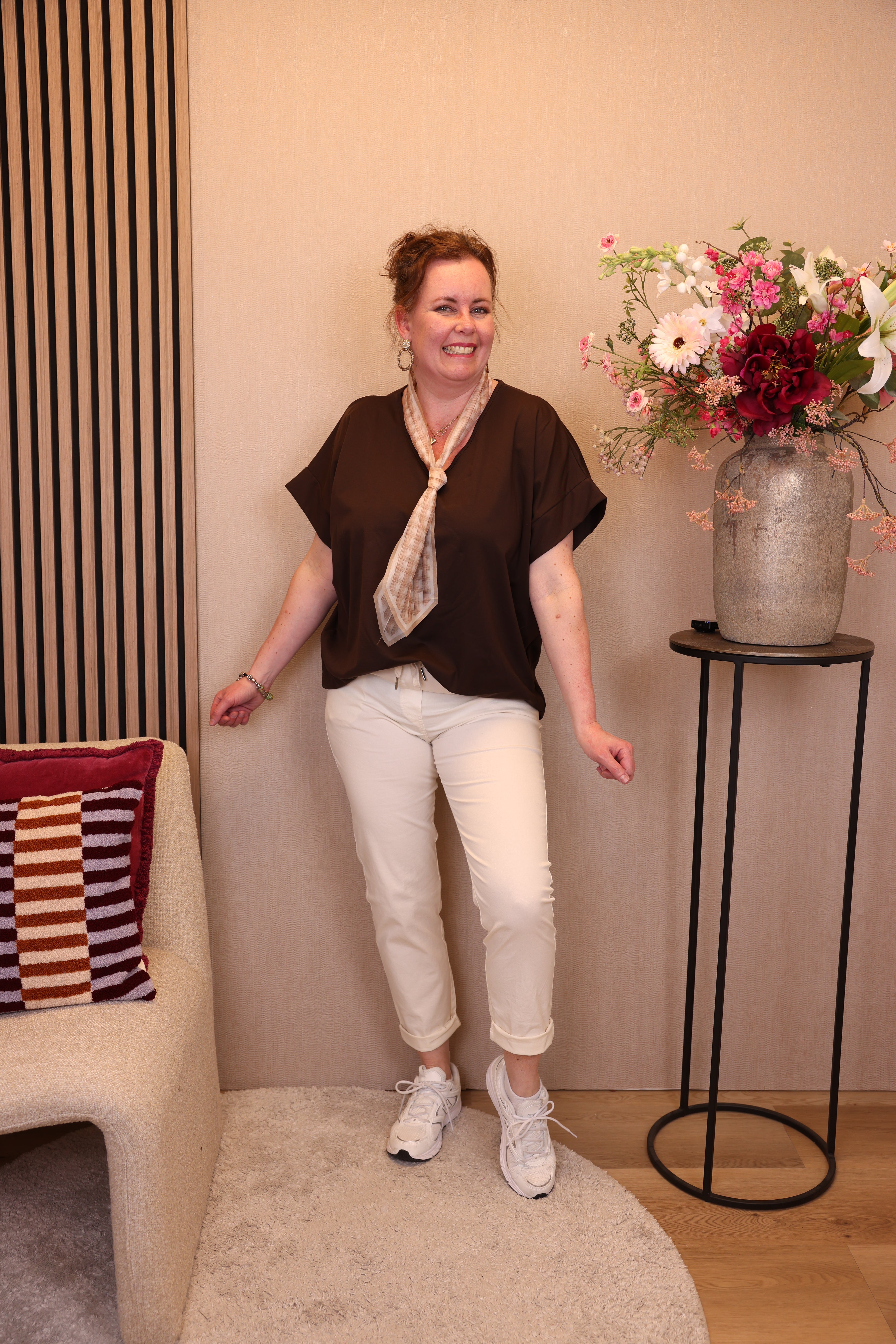Ina | Top bruin + gratis sjaal