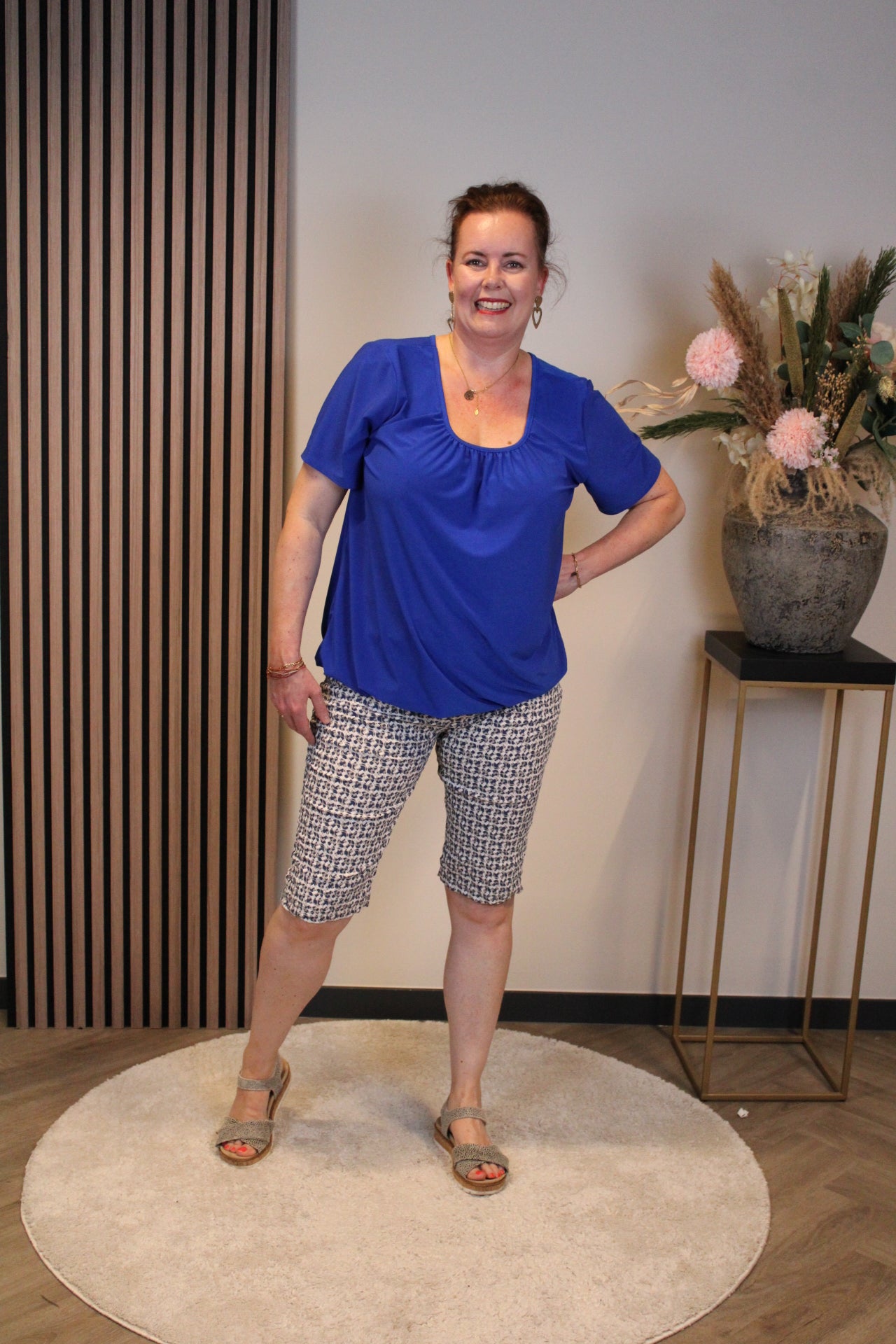 Chloe | Broek kort blauw 38 t/m 48
