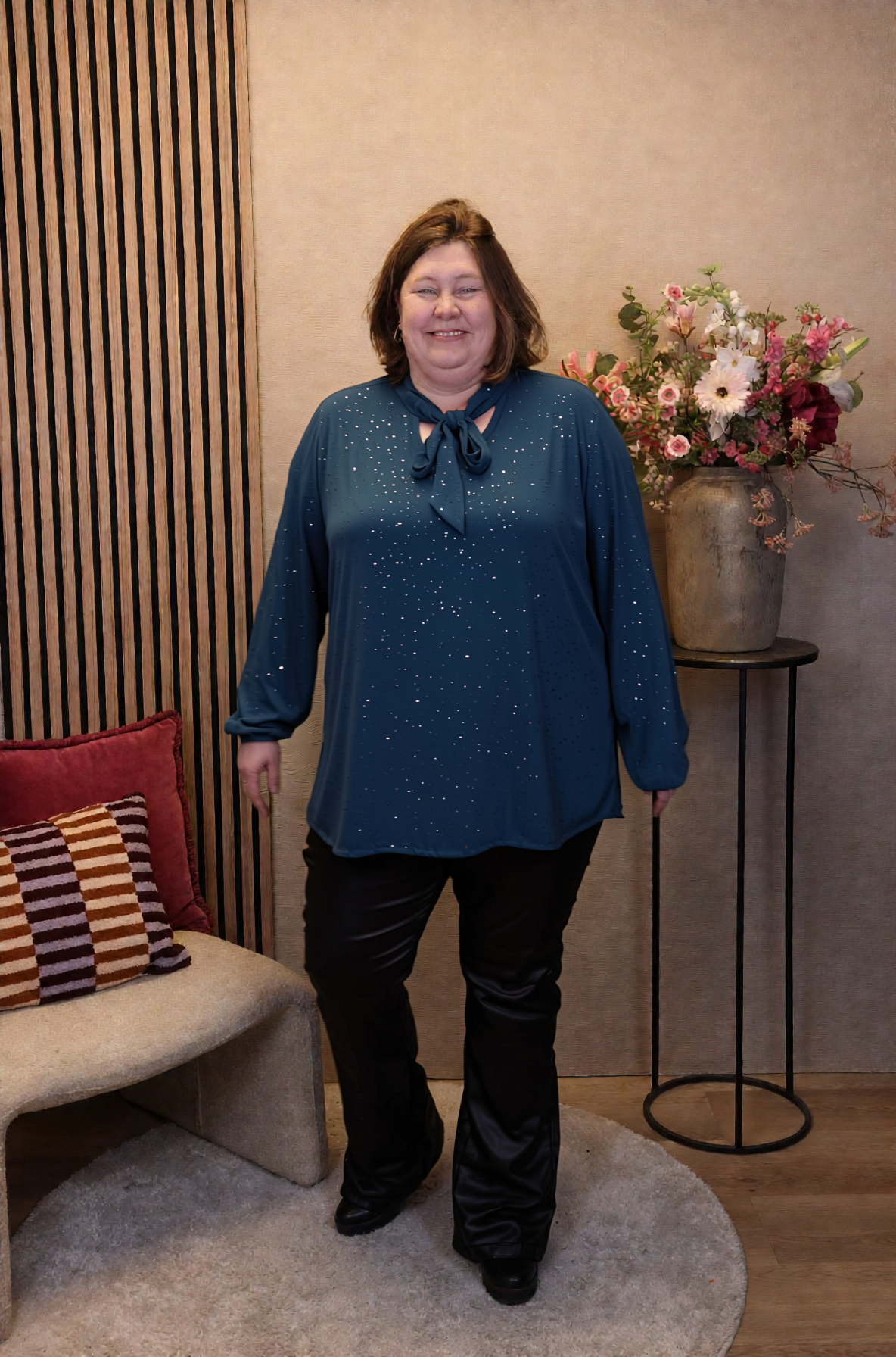 Fieke | Glitter blouse aqua met strik