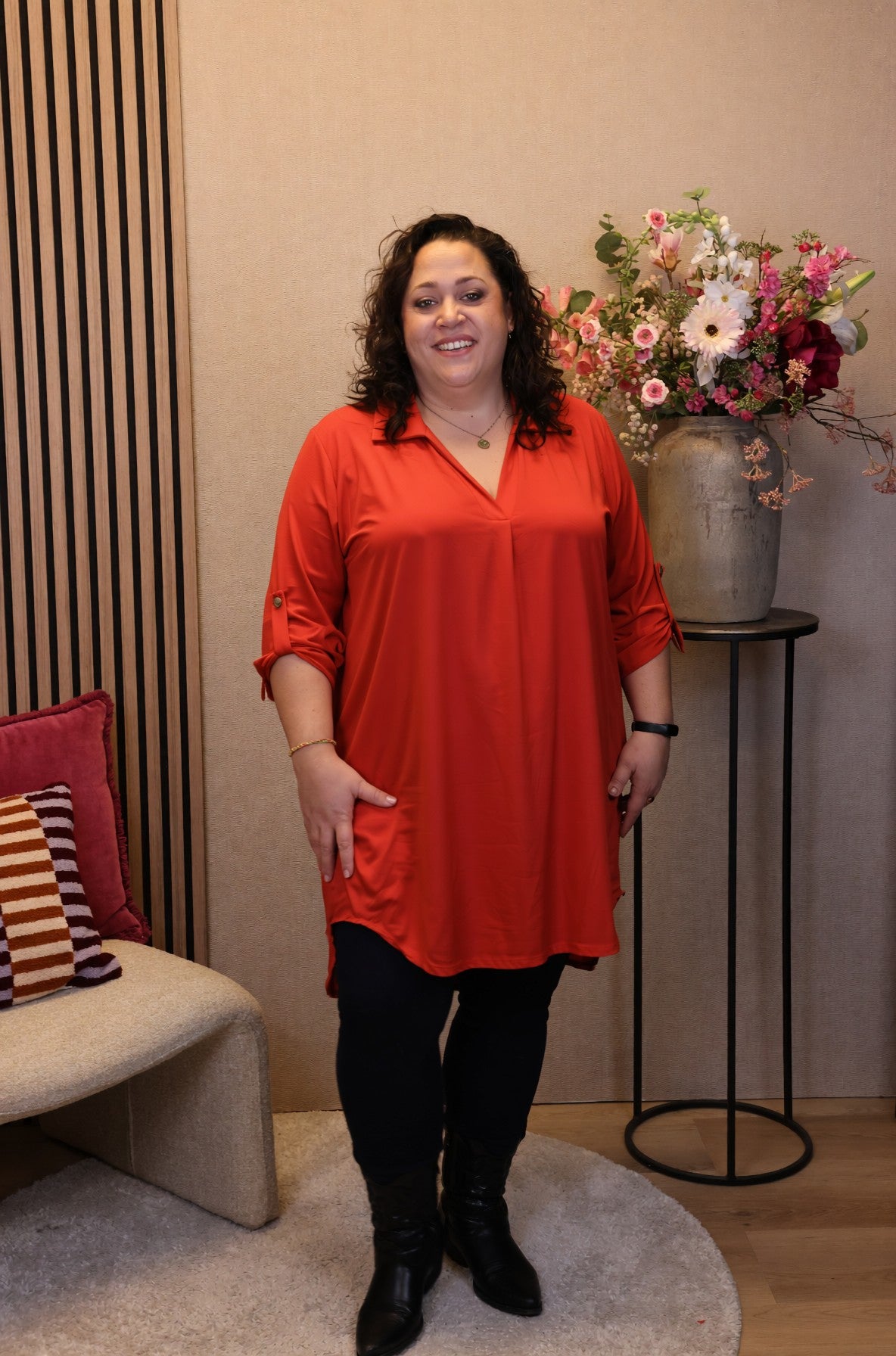 Marieke | Tuniek rood met kraagje
