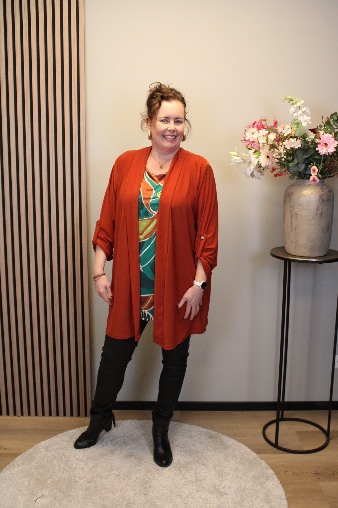 Nienke | Vest roest bruin kort