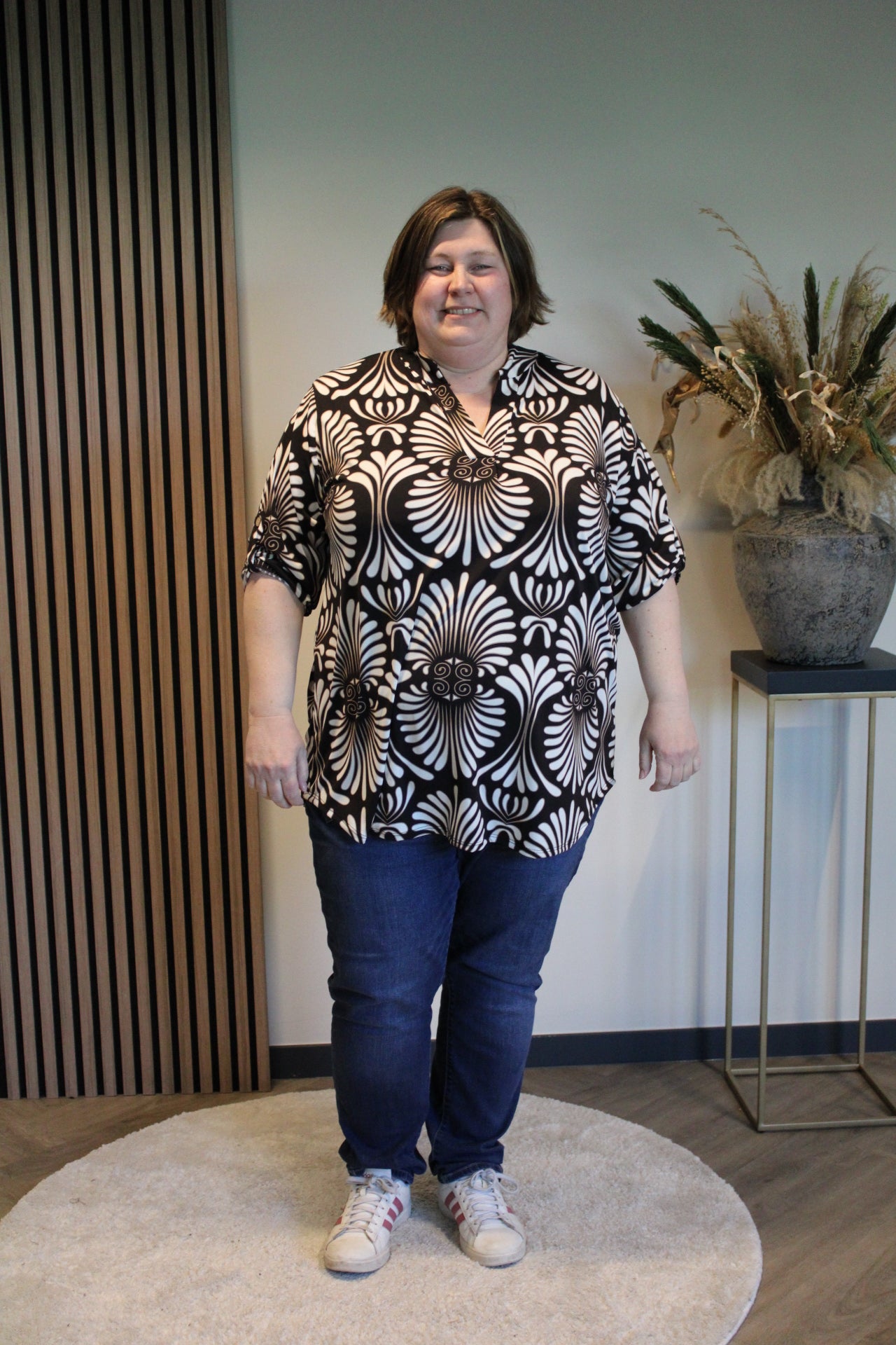 Renske | Blouse zwart  52 t/m 58