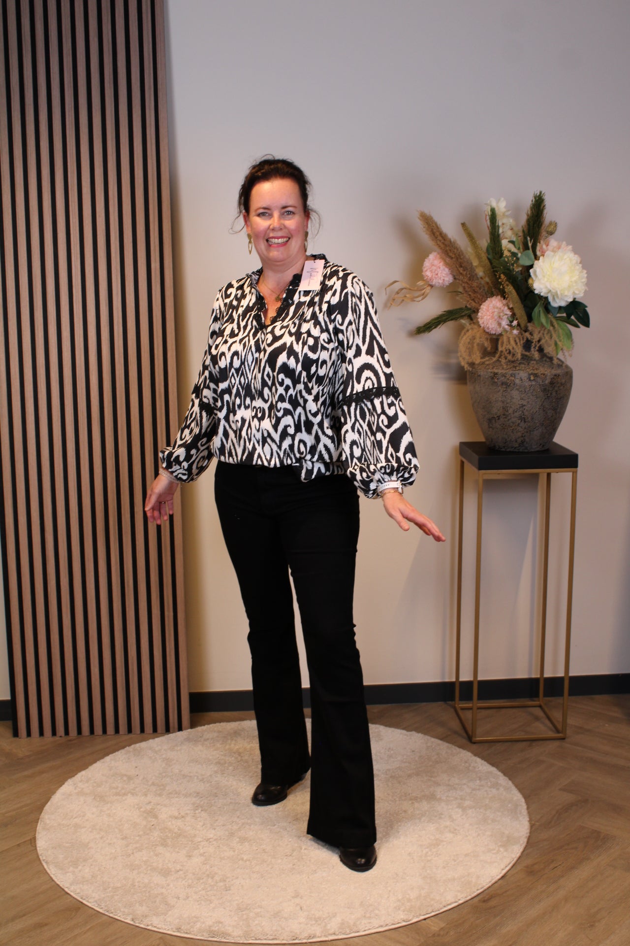 Dominique zwart | Flared Jeans 38 - 48