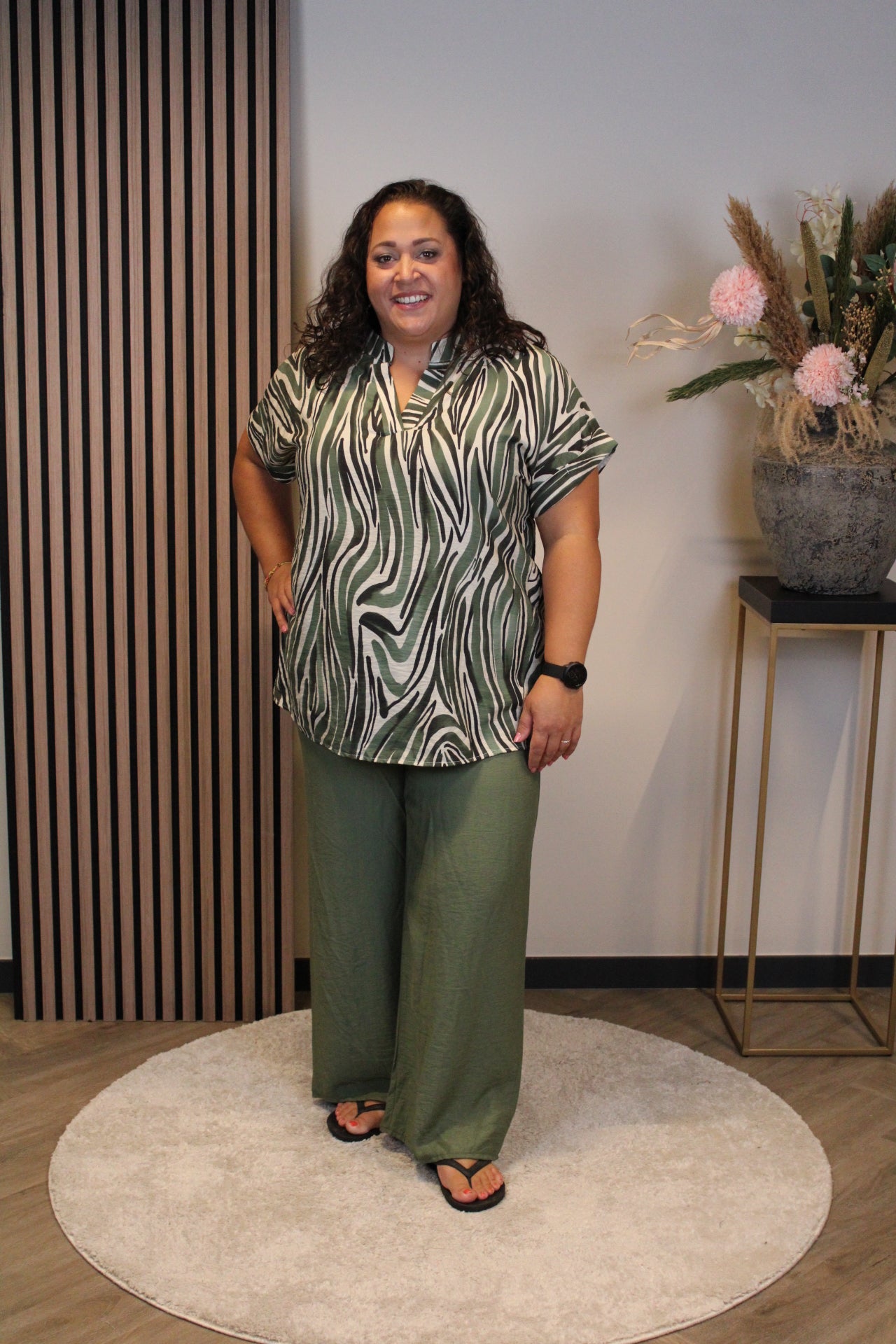 Laura | top viscose 44 t/m 48