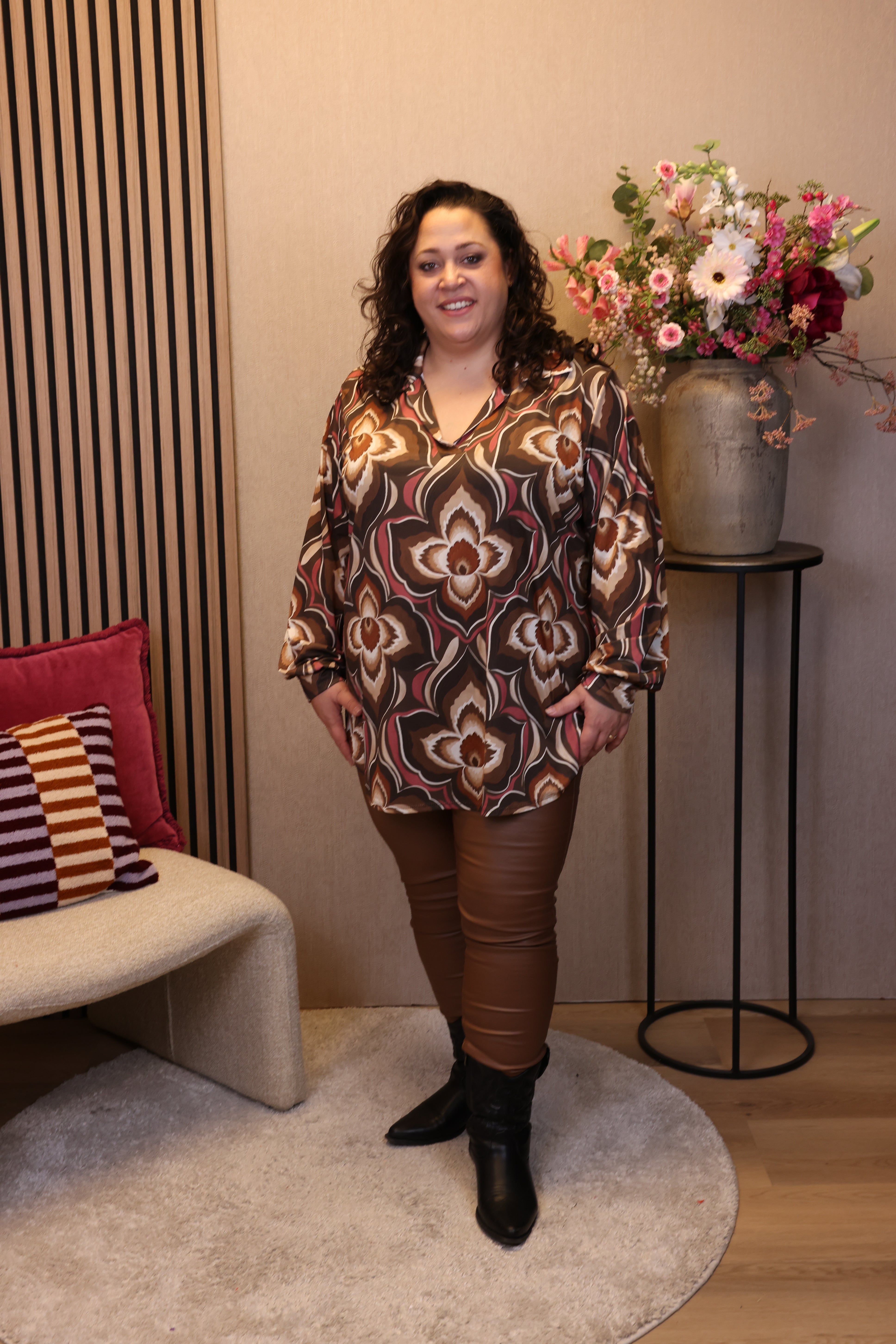 Aimee | Blouse bruin met kraagje