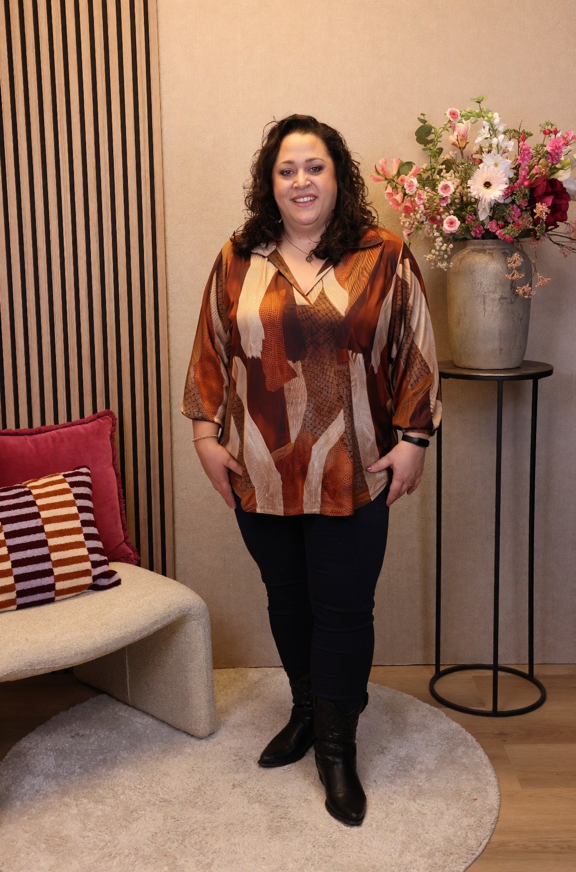 Tara | Blouse roest bruin met kraagje