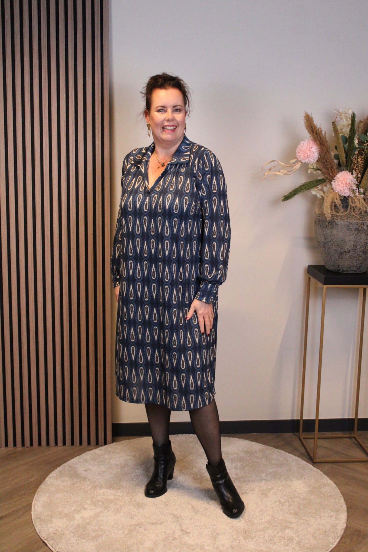 Isa | Jurk blauw met kraagje 38 t/m 46