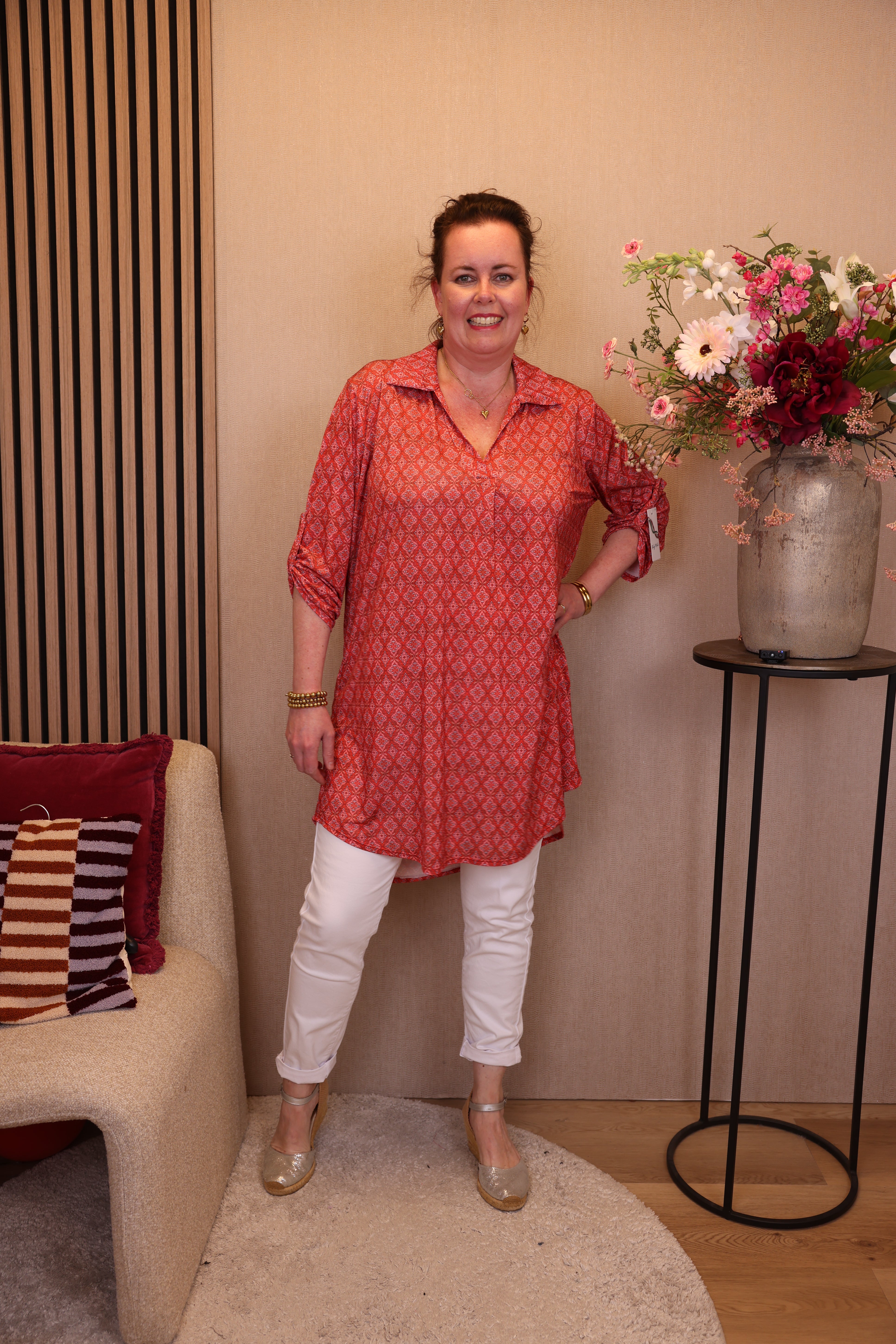 Dionne | Tuniek rood met kraagje