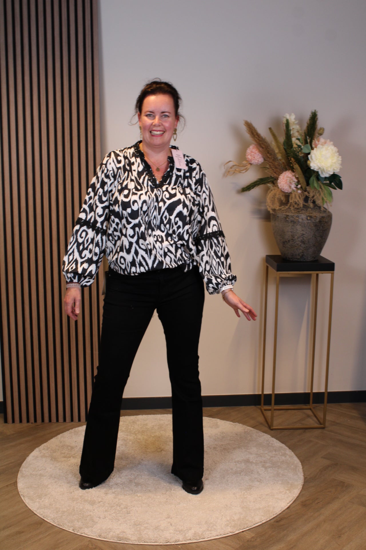 Dominique zwart | Flared Jeans 38 - 48