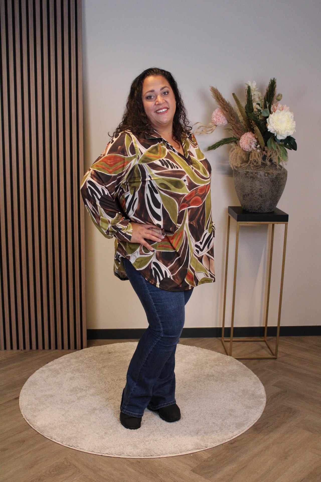 Kristel | Blouse bruin met kraagje 48 t/m 52