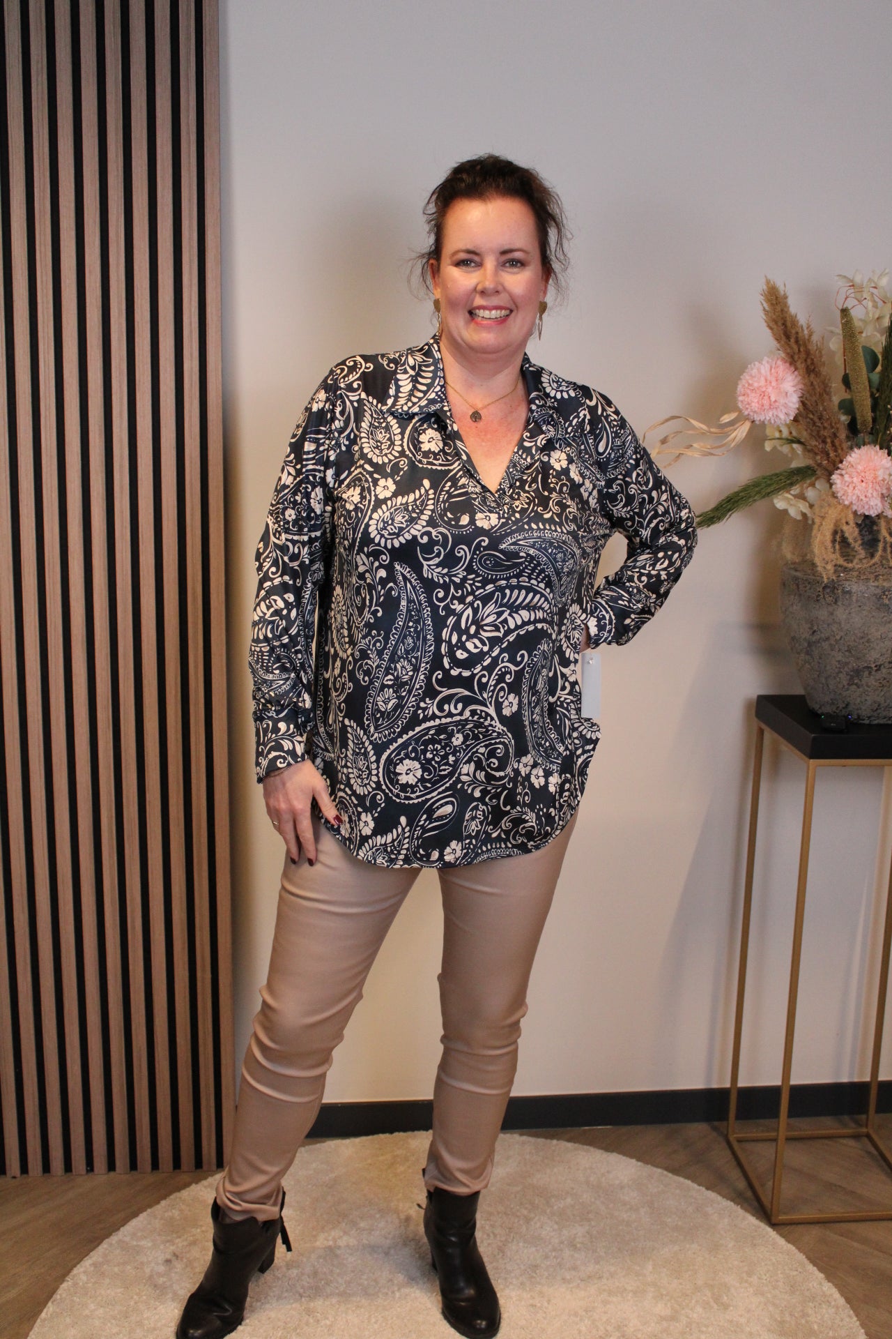 nika | Blouse met kraagje blauw 48 t/m 52