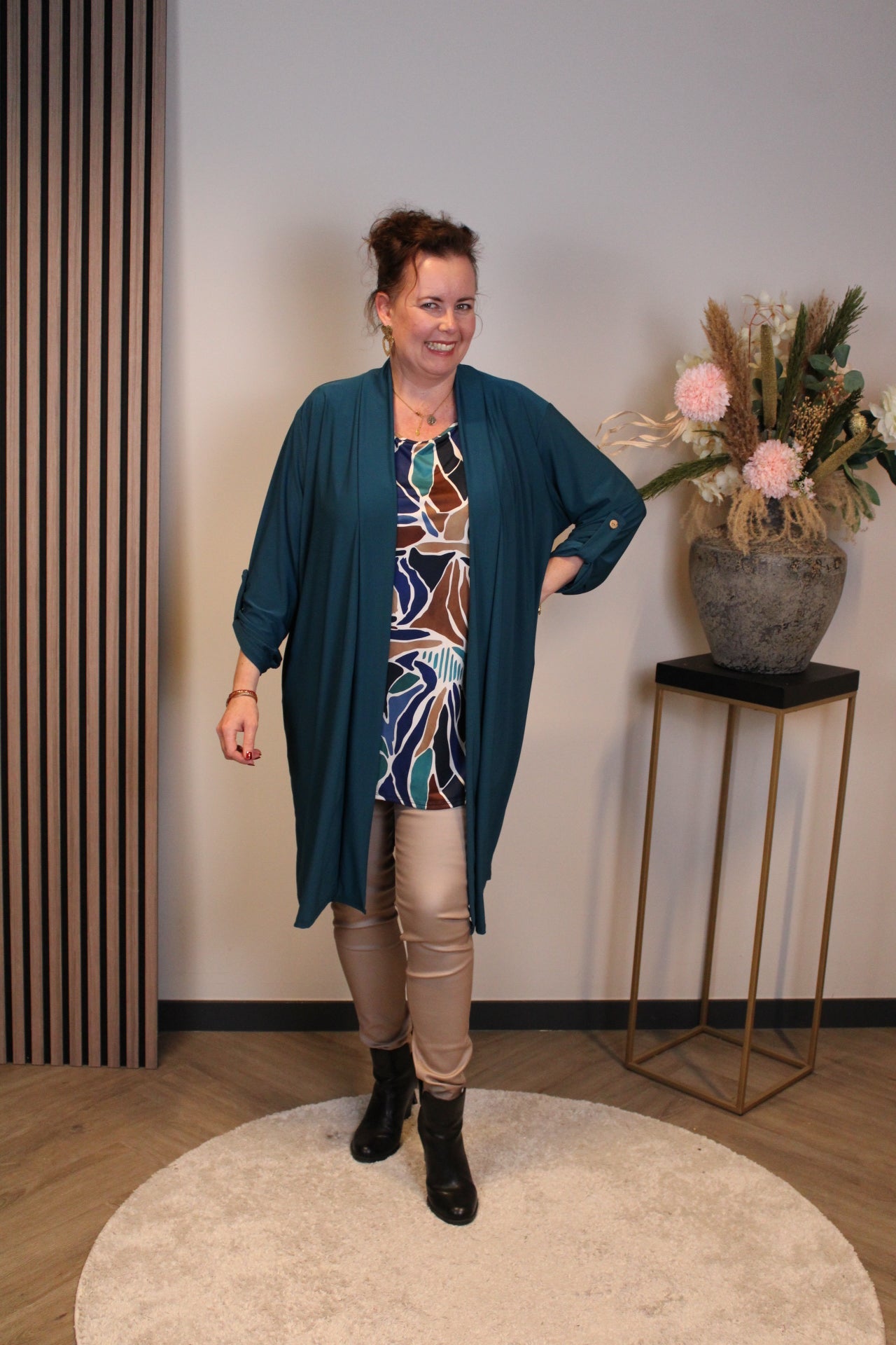 Nienke | Dun vestje kort aqua 52 t/m 58