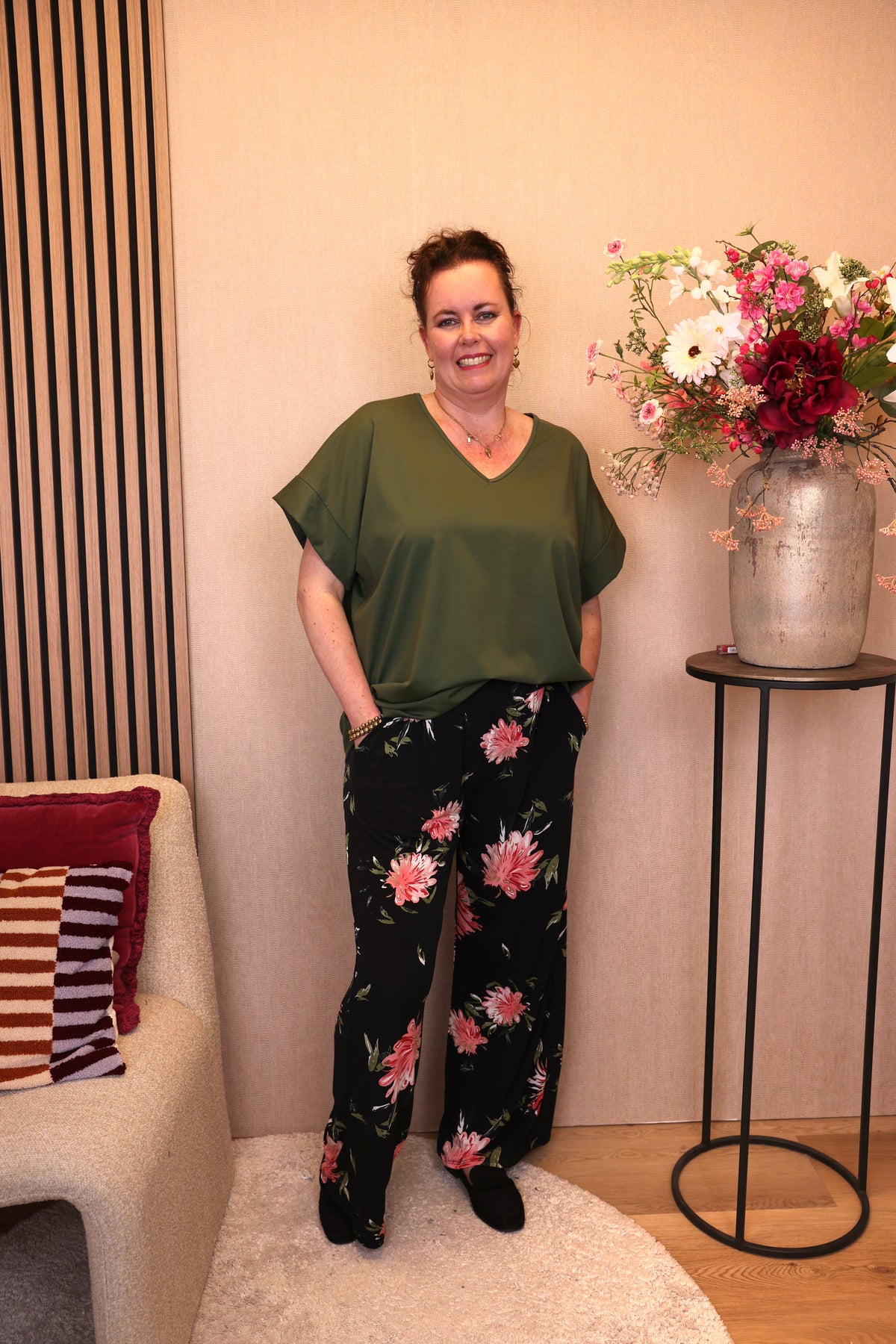 Sanne | Broek zwart met zakken 38 - 58