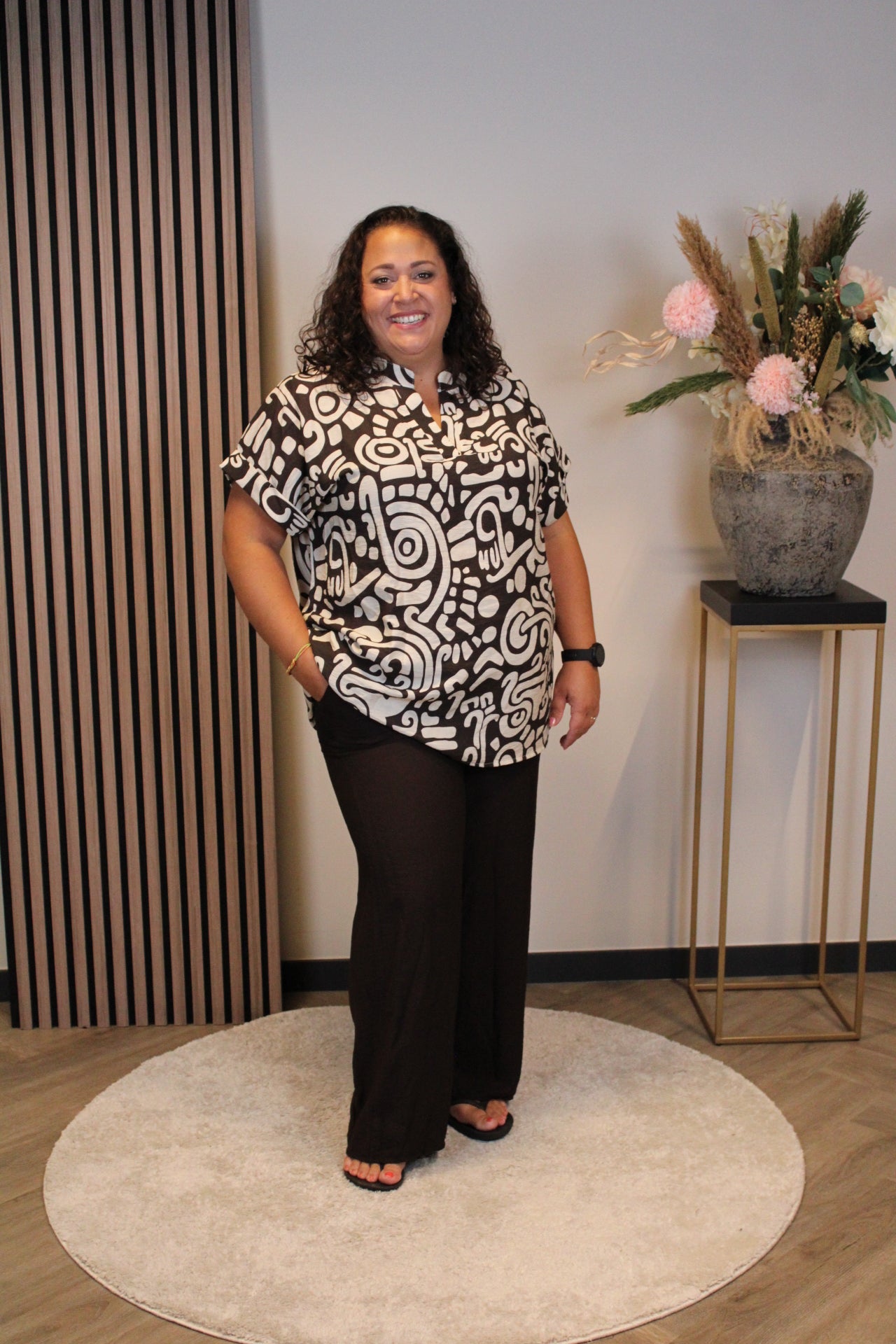 Sanne | top bruin viscose 44 t/m 48