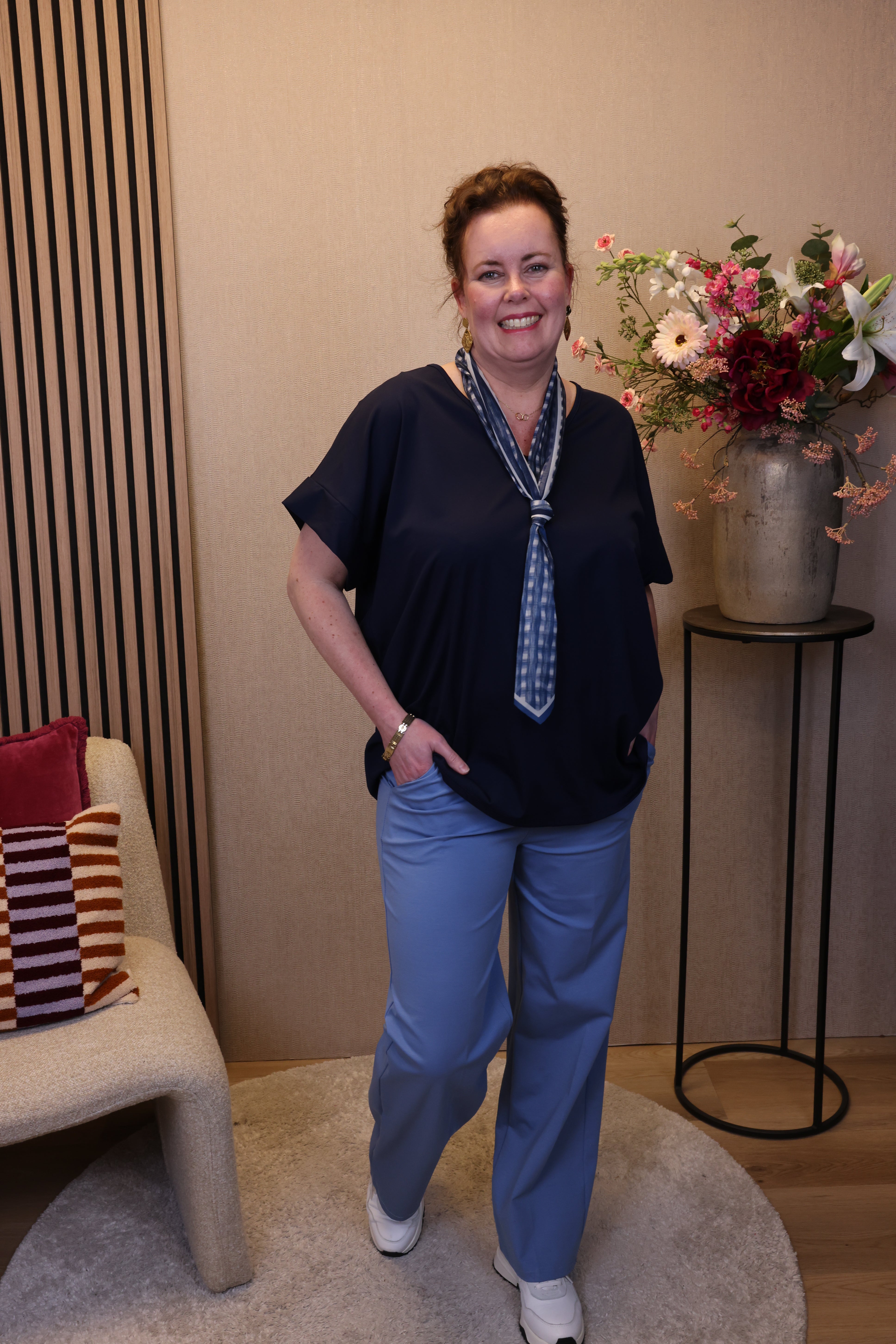 Ina | Top navy + gratis sjaal