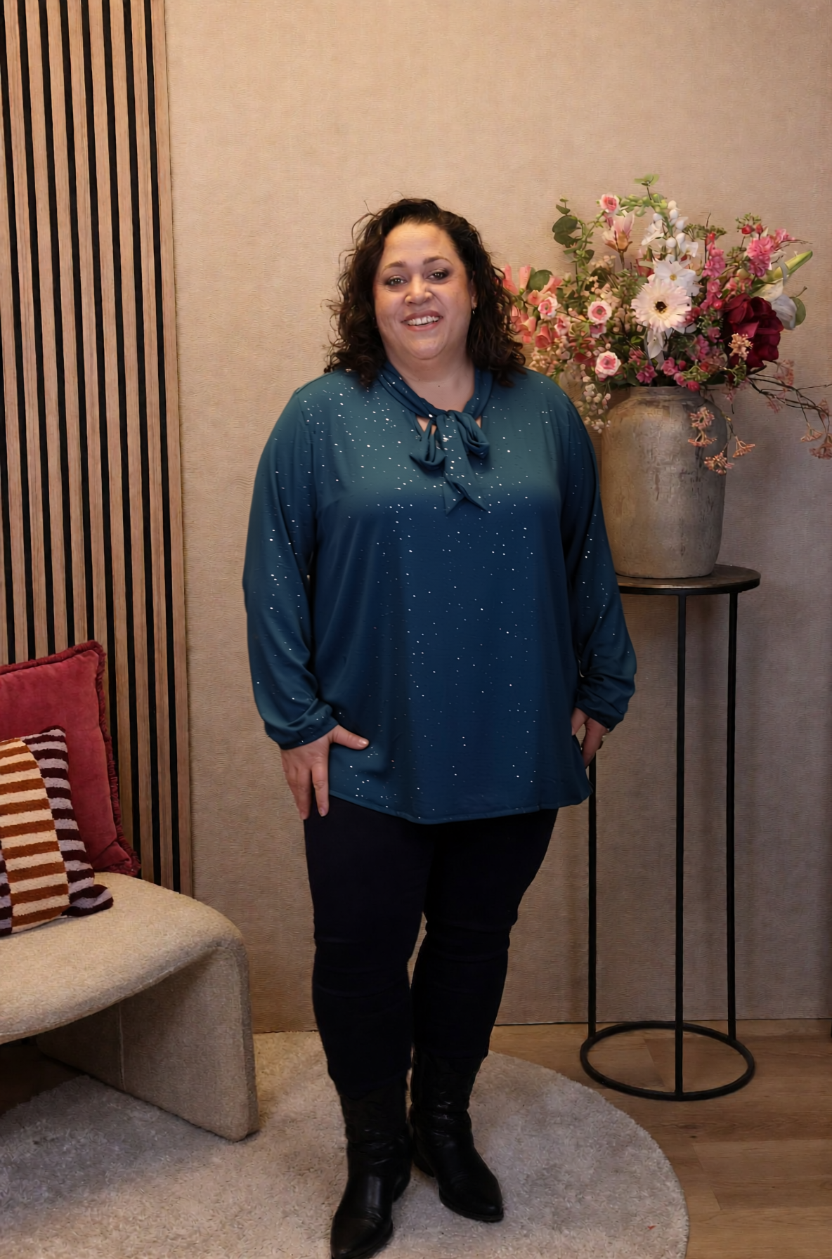 Fieke | Glitter blouse aqua met strik