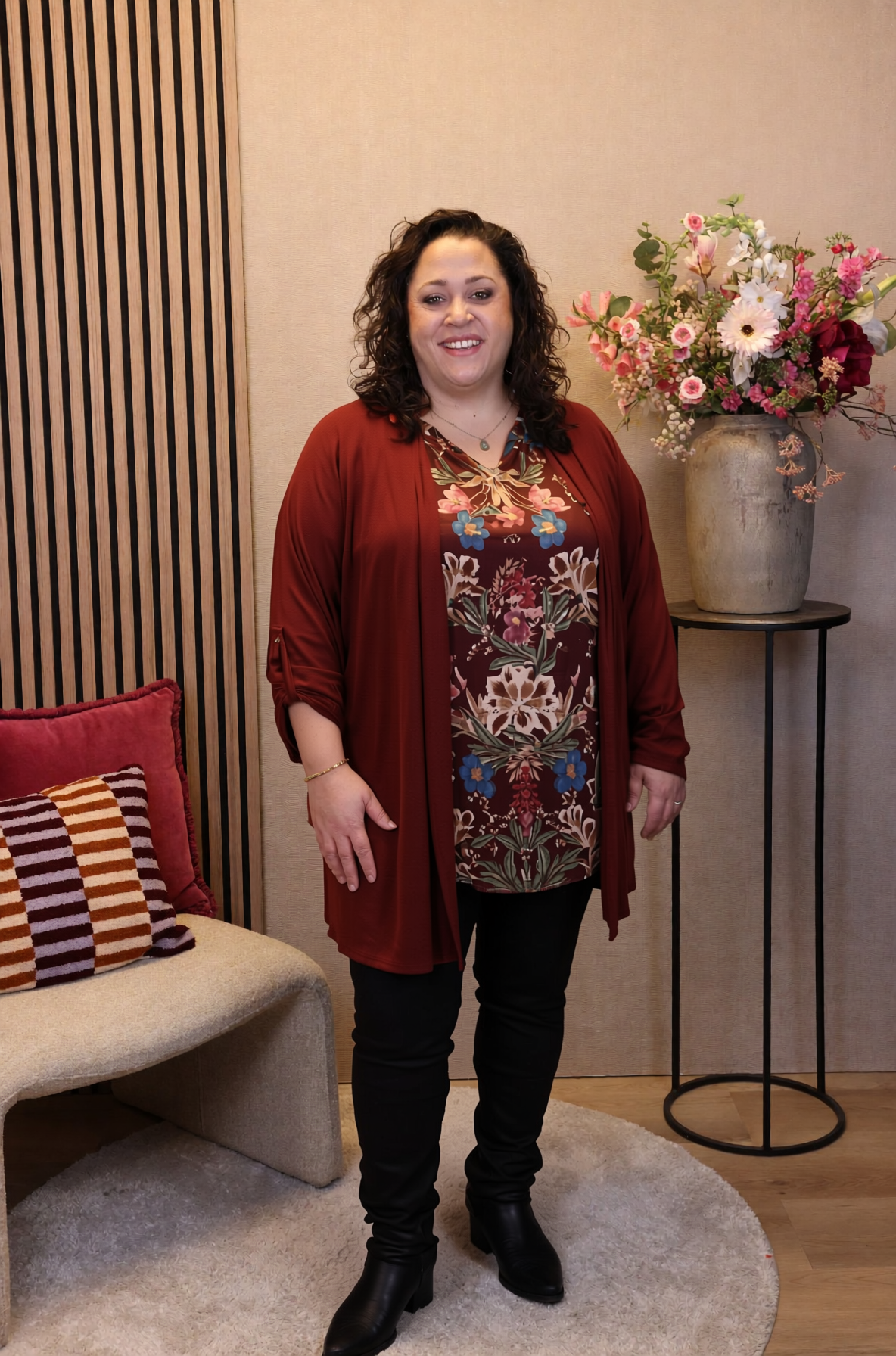 Nienke | Vest bordeaux kort