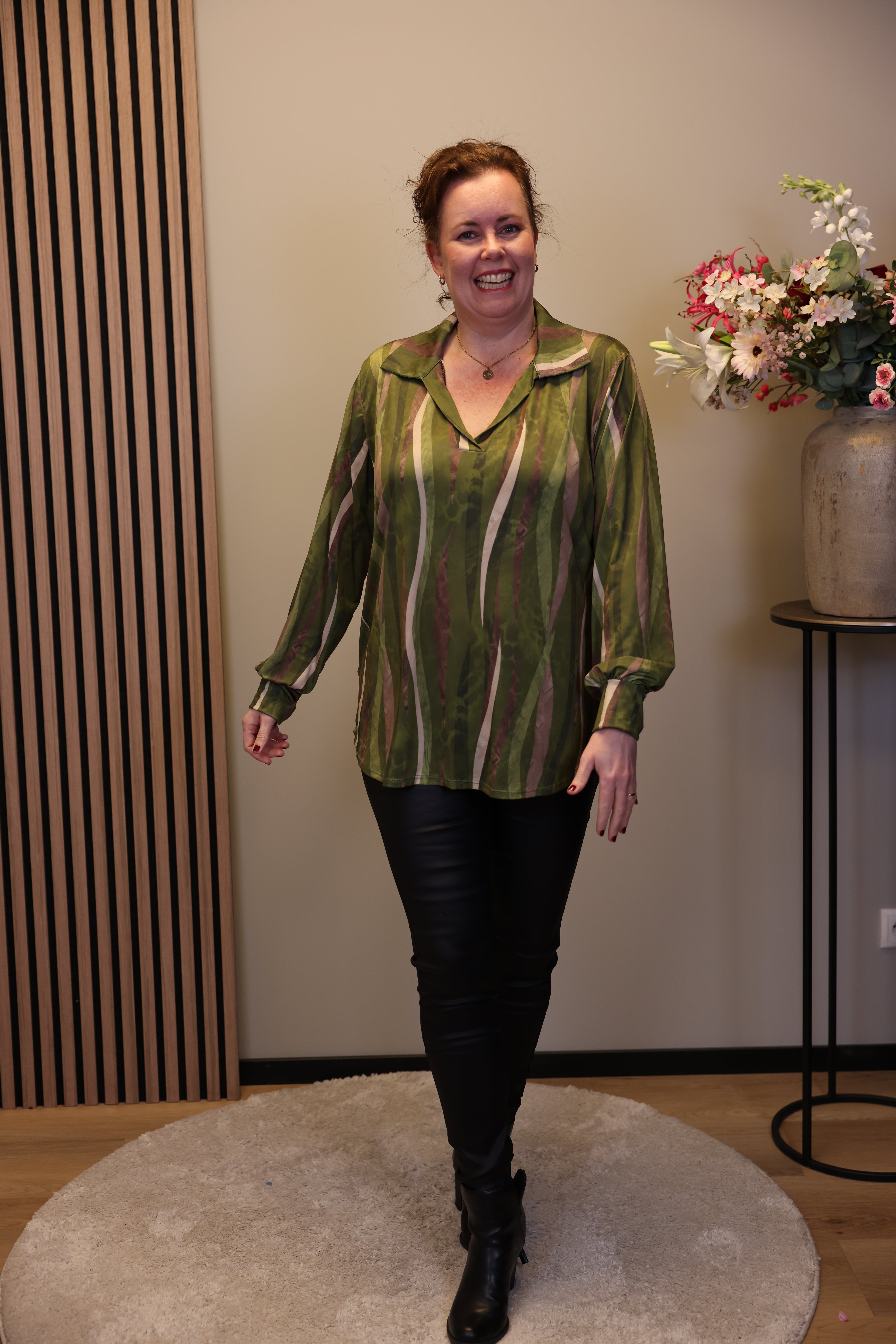 Fenna | Blouse groen met kraagje