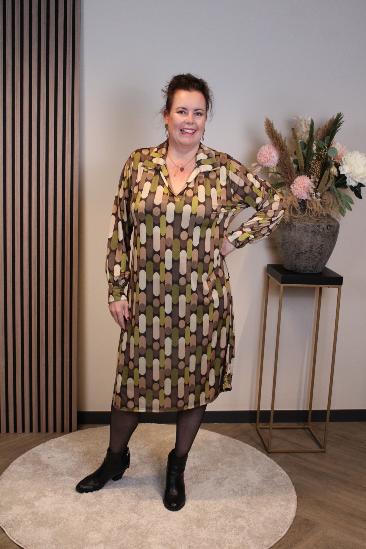 Sabine | Jurk bruin met kraagje 46 t/m 50