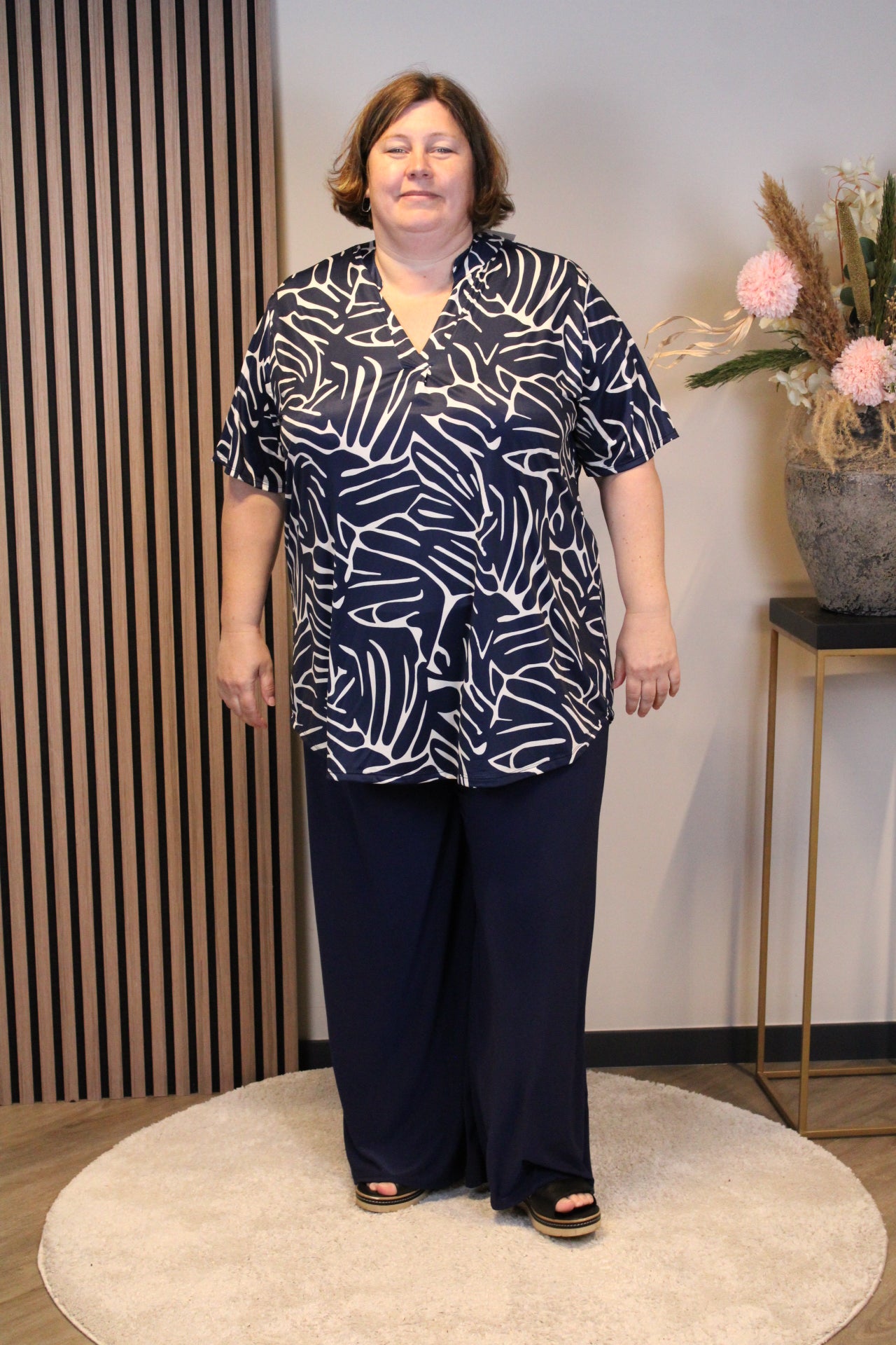 Ellen | Broek blauw met zakken