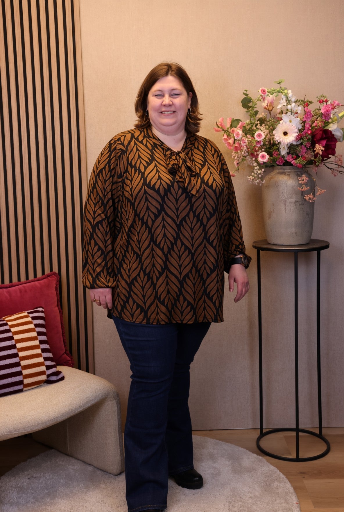 Miekje | Blouse bruin met strik