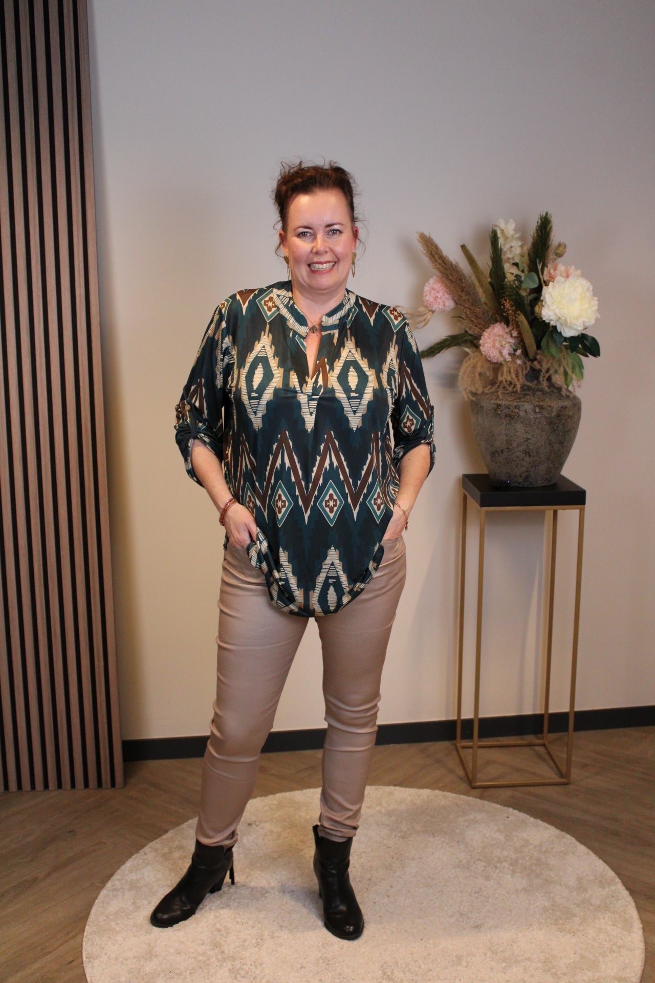 Claire | Blouse aqua lange mouw 52 t/m 58