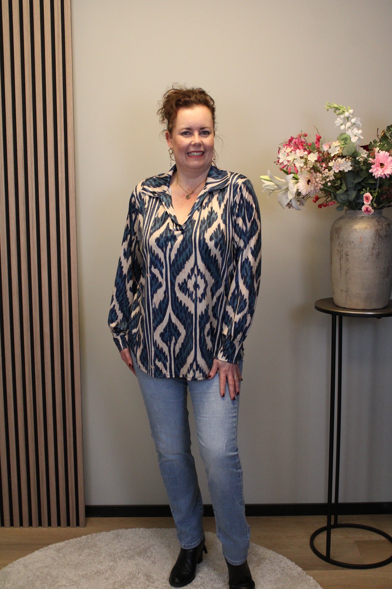 Raina | Blouse aqua met kraagje 38 t/m 48