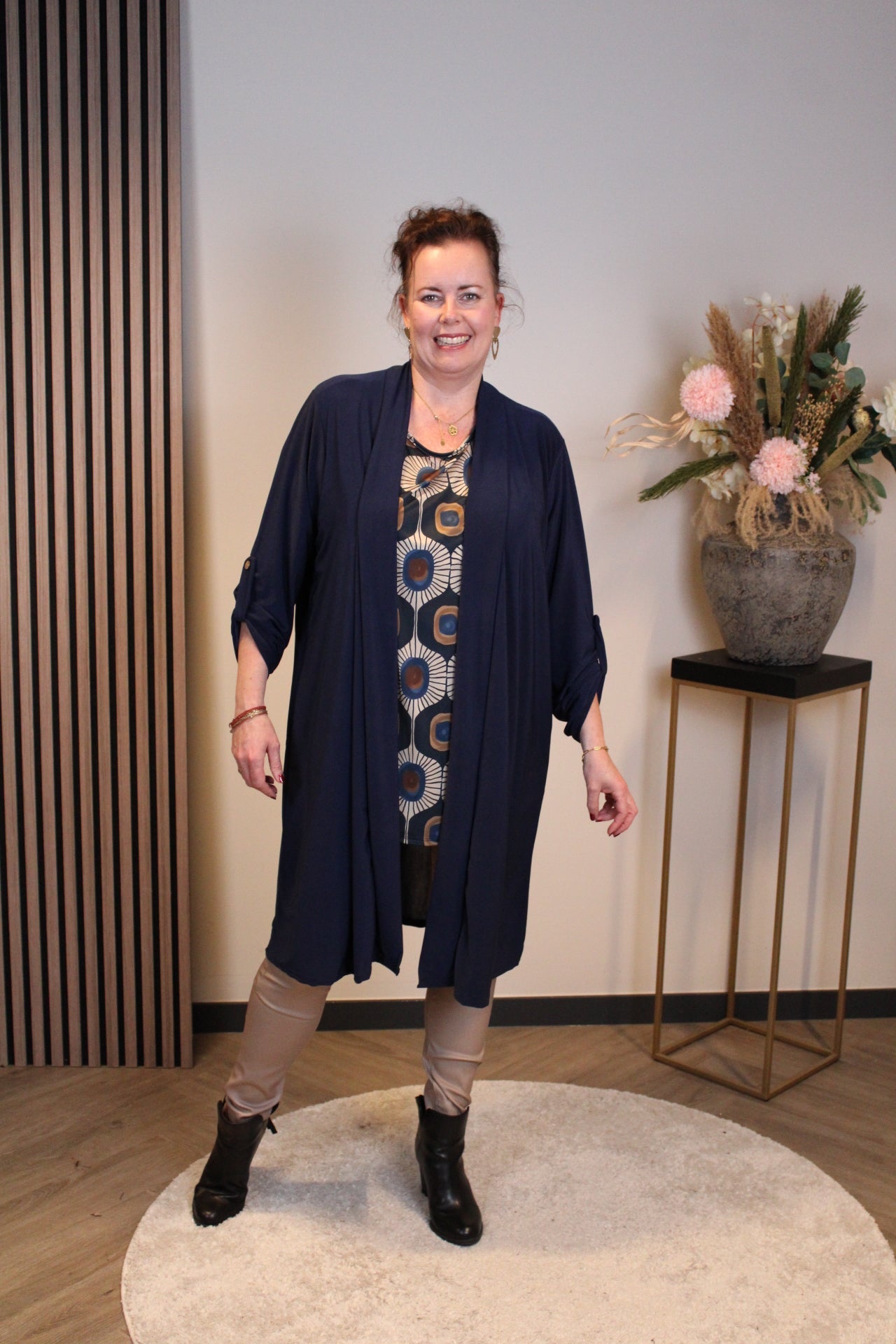 Nienke | Dun vestje kort navy 52 t/m 58