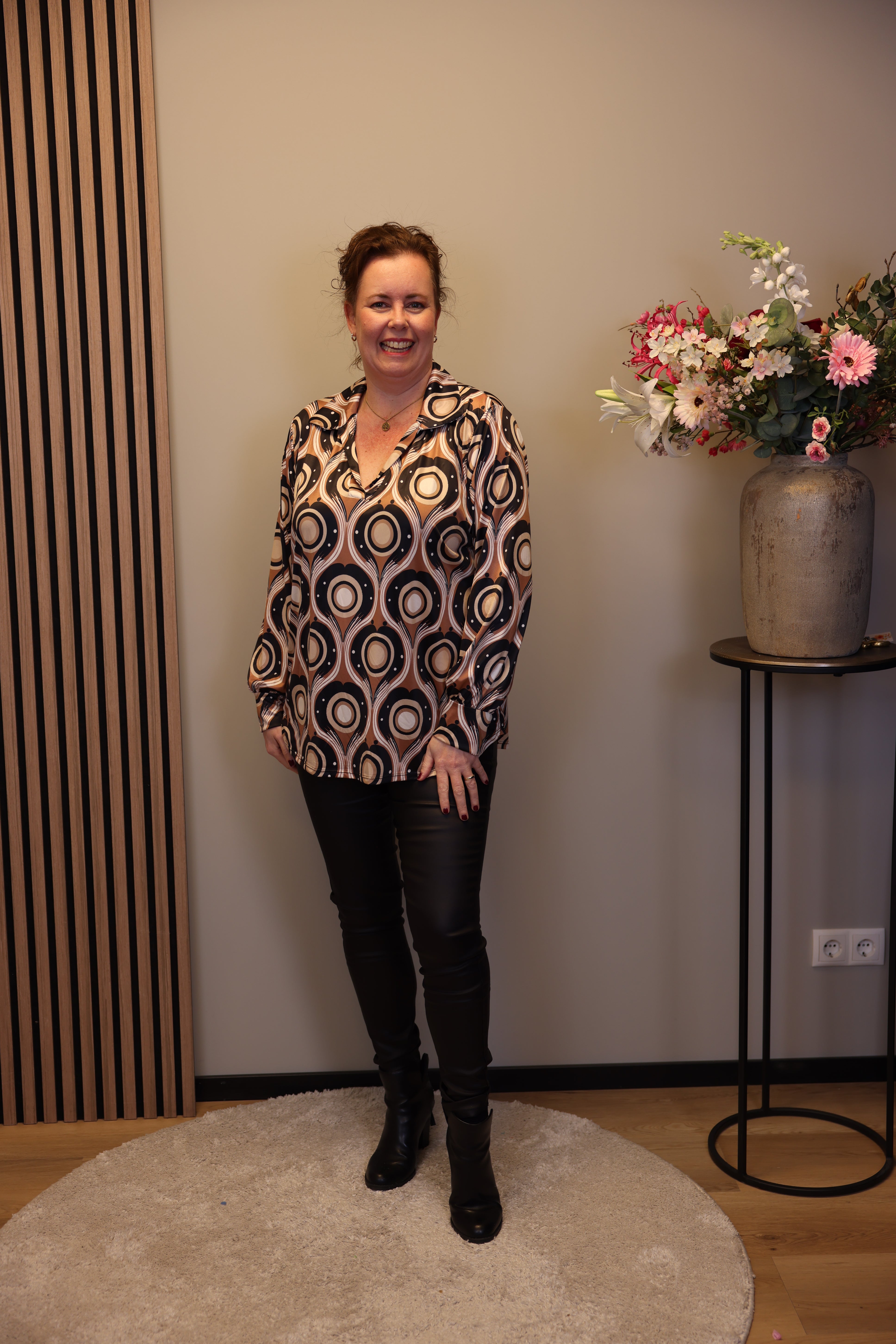 Rafaela | Blouse zwart met kraagje 38 t/m 48