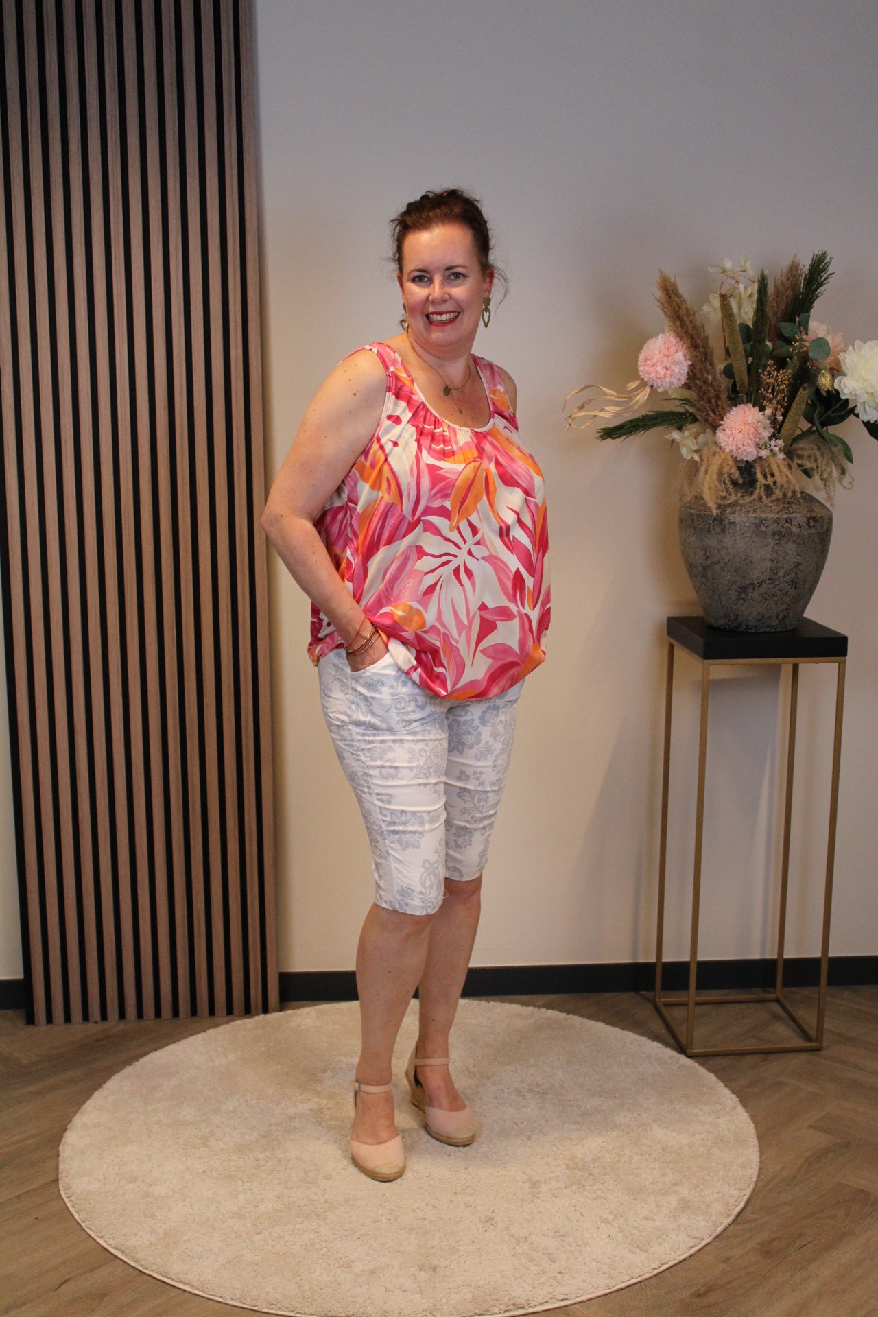 Lara | Broek kort wit 38 t/m 48