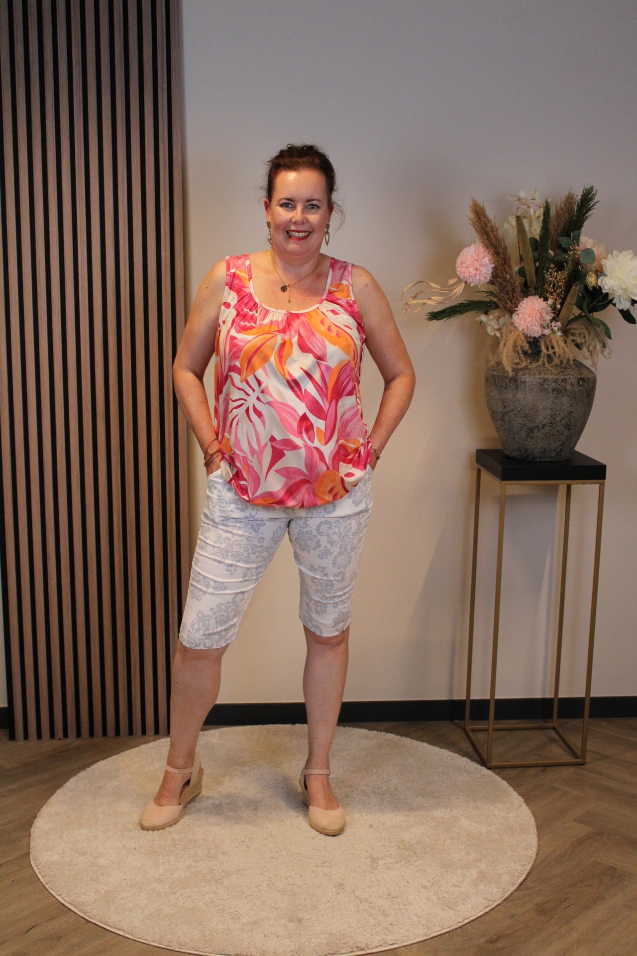 Lara | Broek kort wit 38 t/m 48