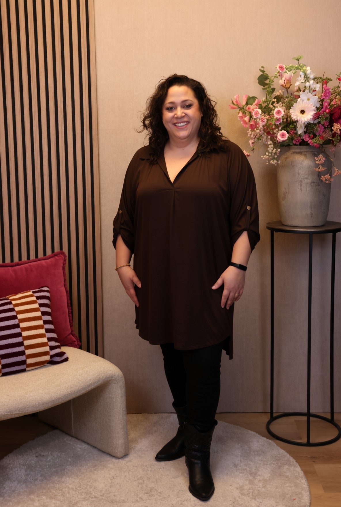 Marieke | Tuniek bruin met kraagje