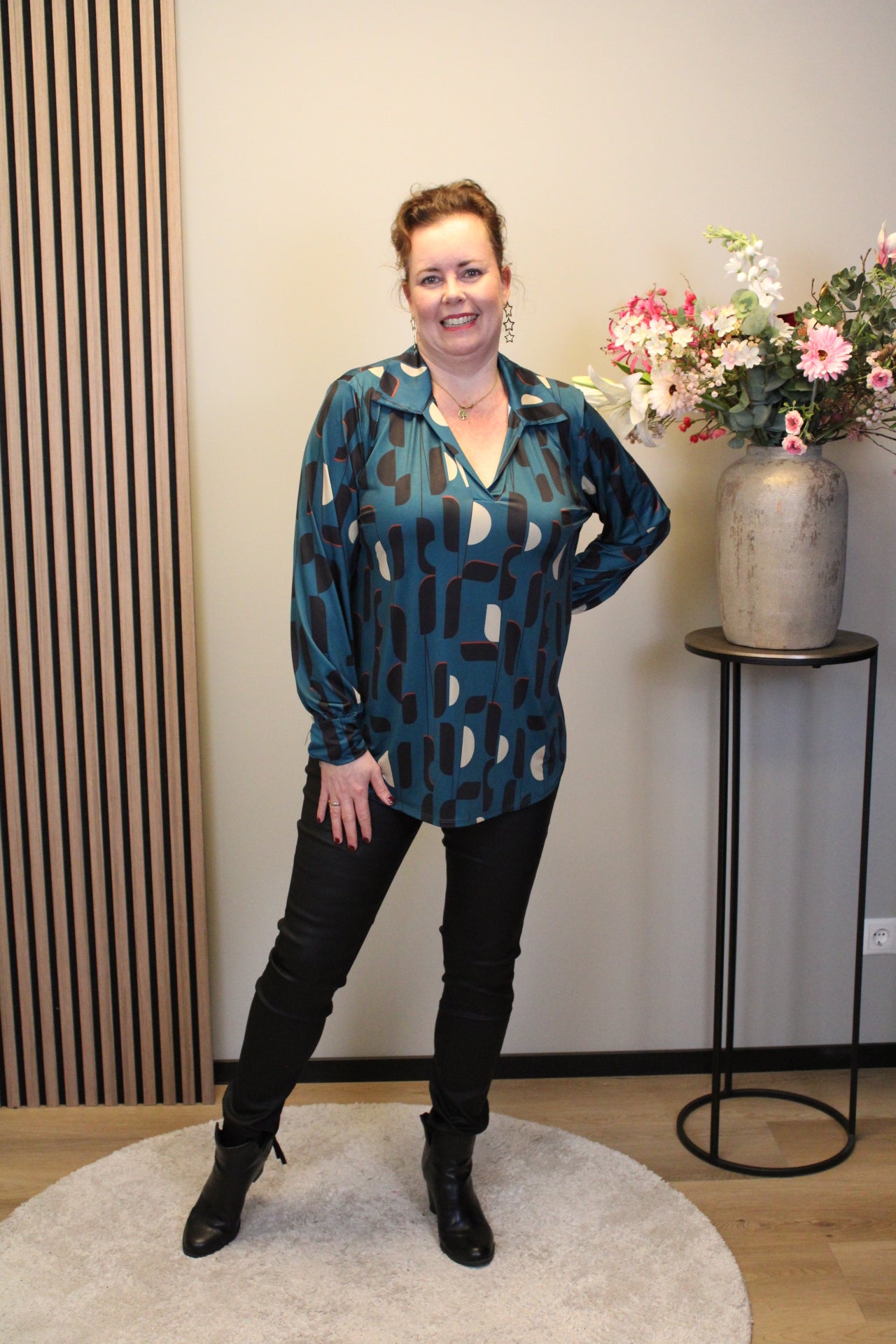 Ilse | Blouse aqua met kraagje