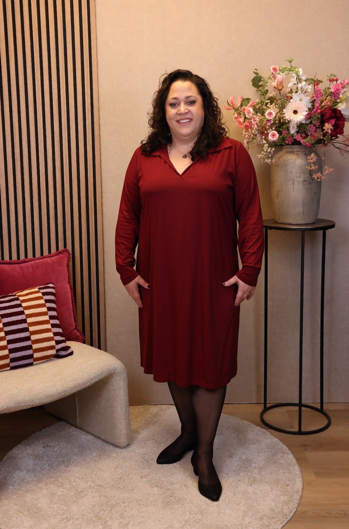 Marijke | Jurk bordeaux met kraagje