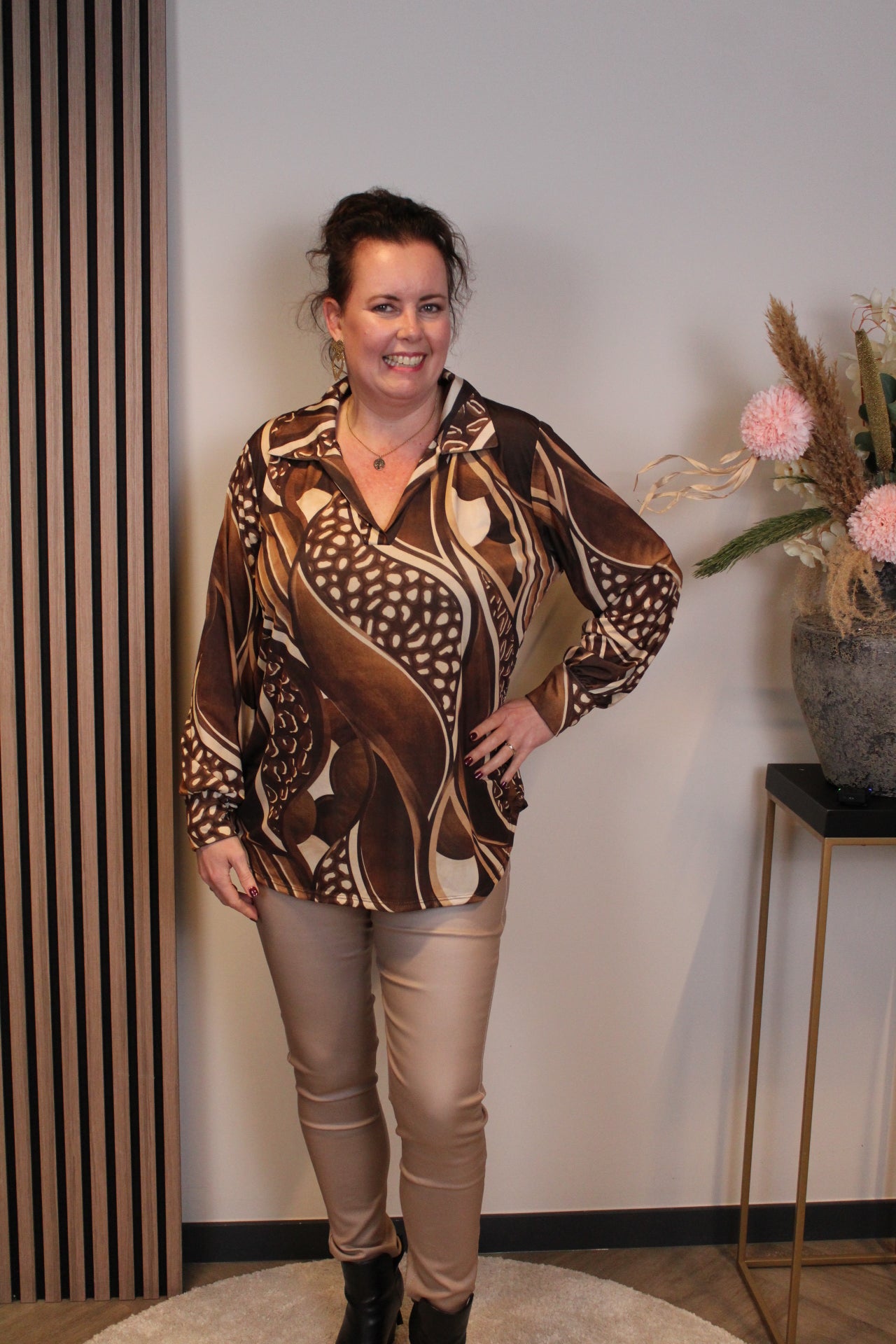 Kalina | Blouse bruin met kraagje