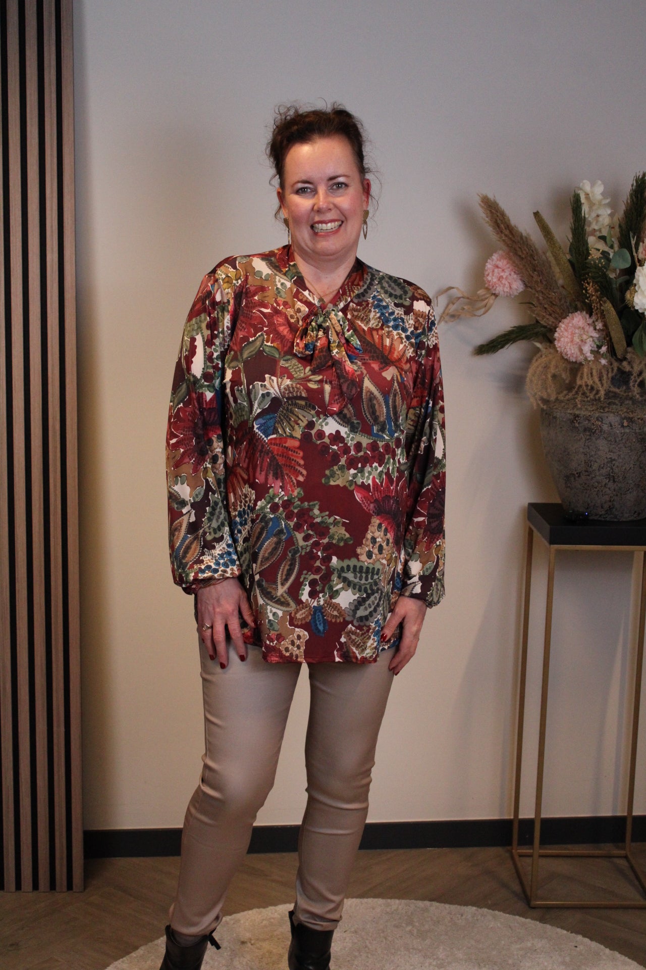 Maritina | Blouse roze met strik 52 t/m 58