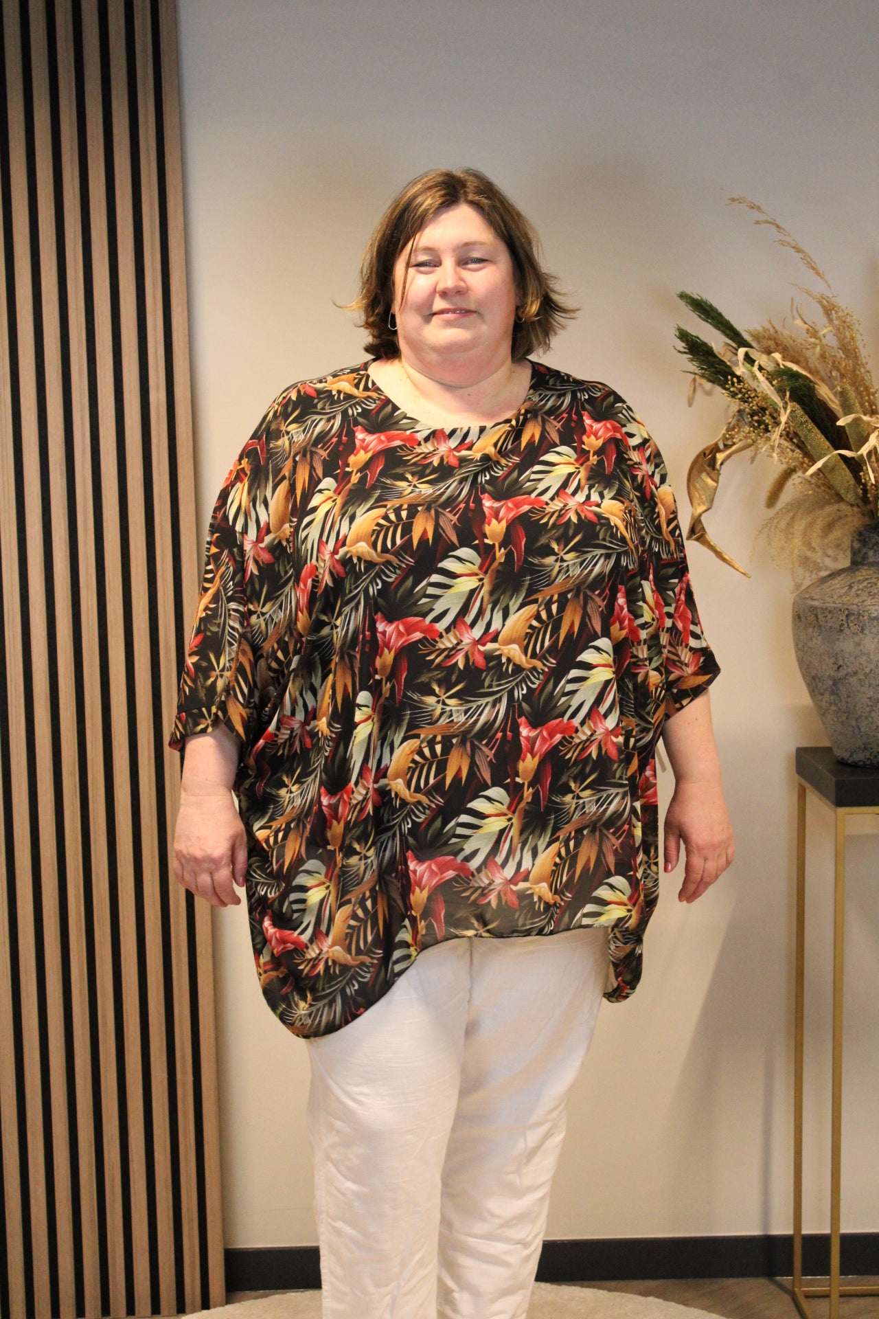 Vienna | Blouse zwart 52 t/m 58