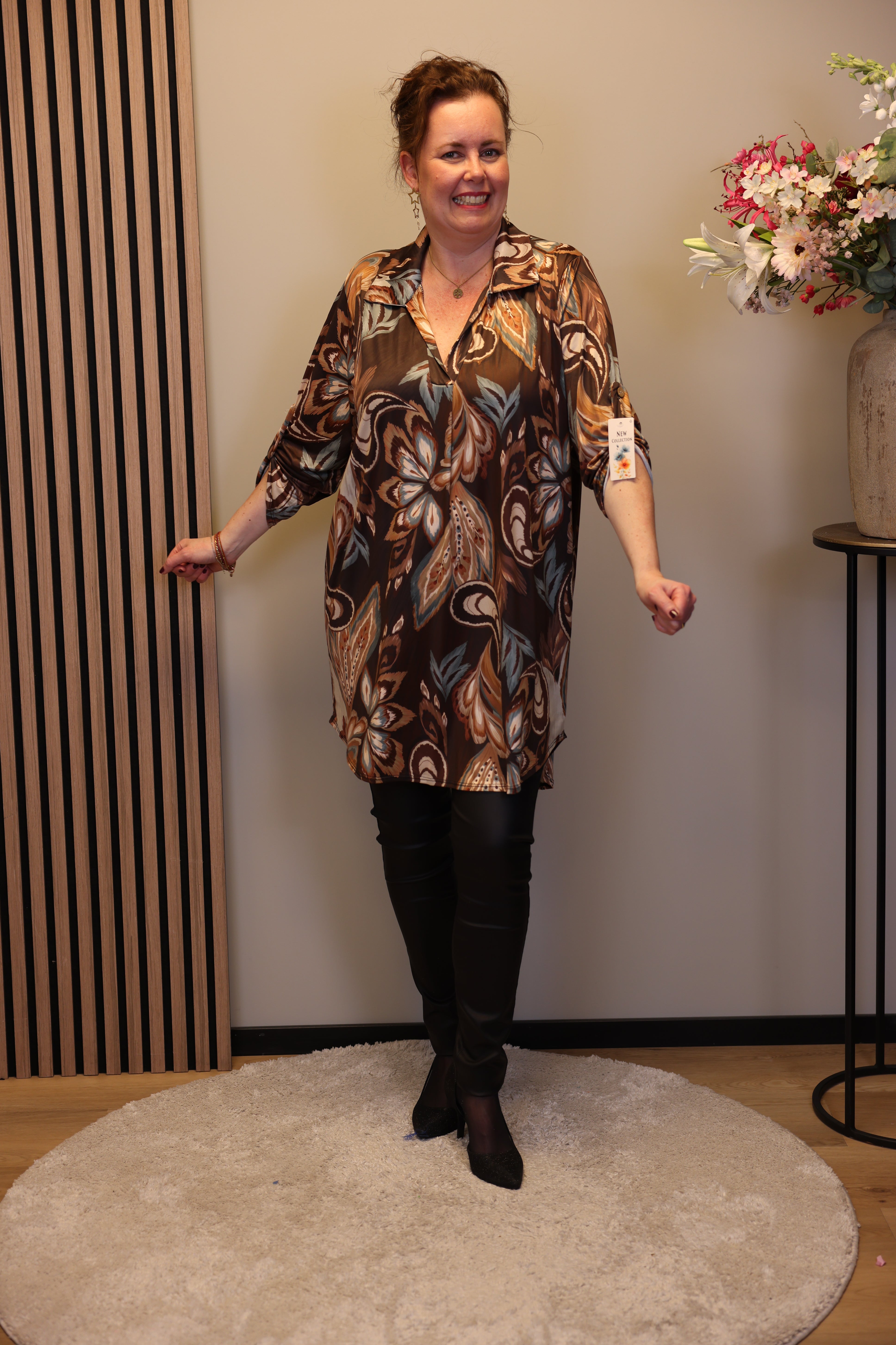 Floor | tuniek bruin met kraagje 38 t/m 48