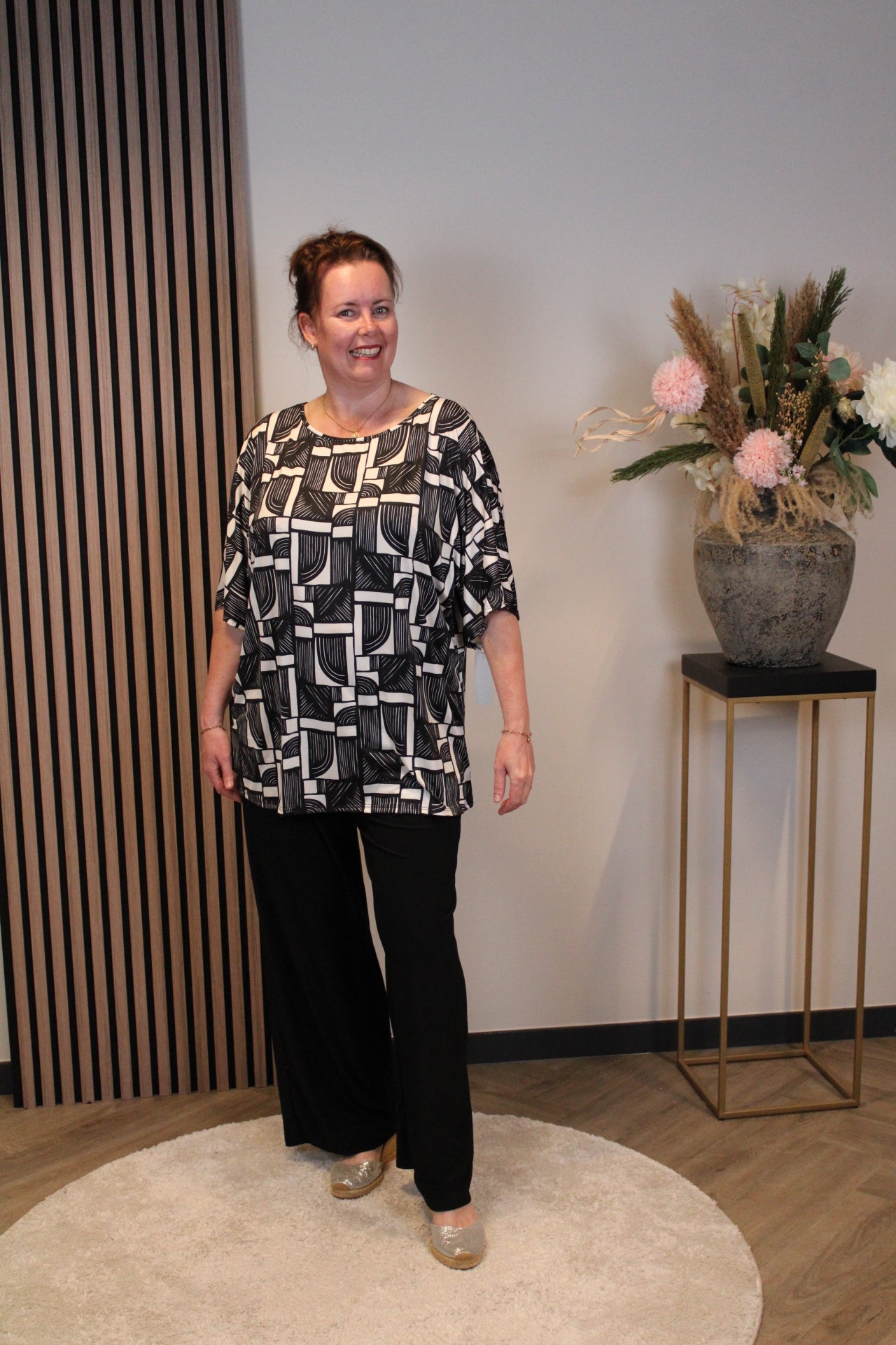 Kara | Top zwart 48 t/m 52