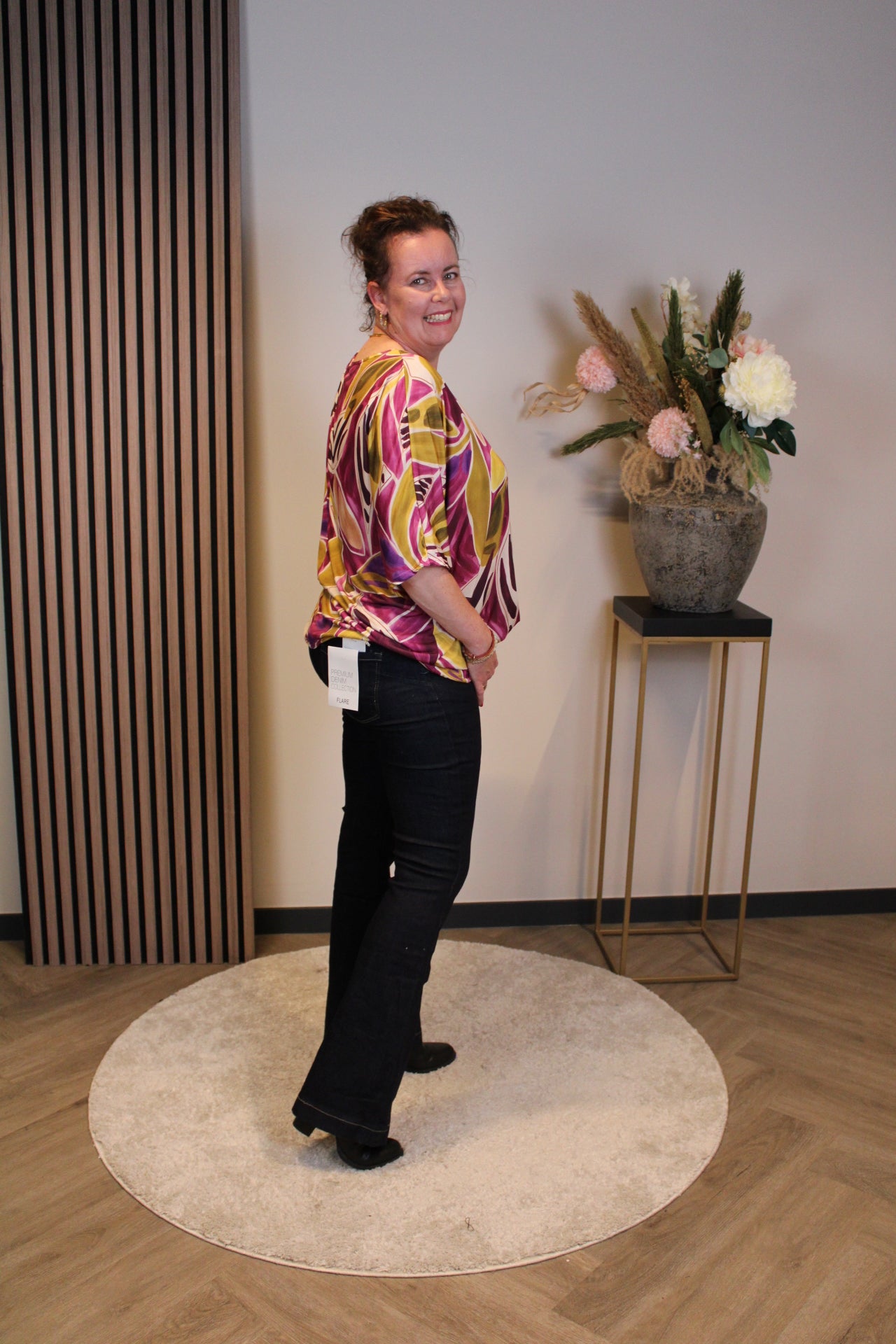 Dominique donkerblauw | Flared Jeans 38 - 48