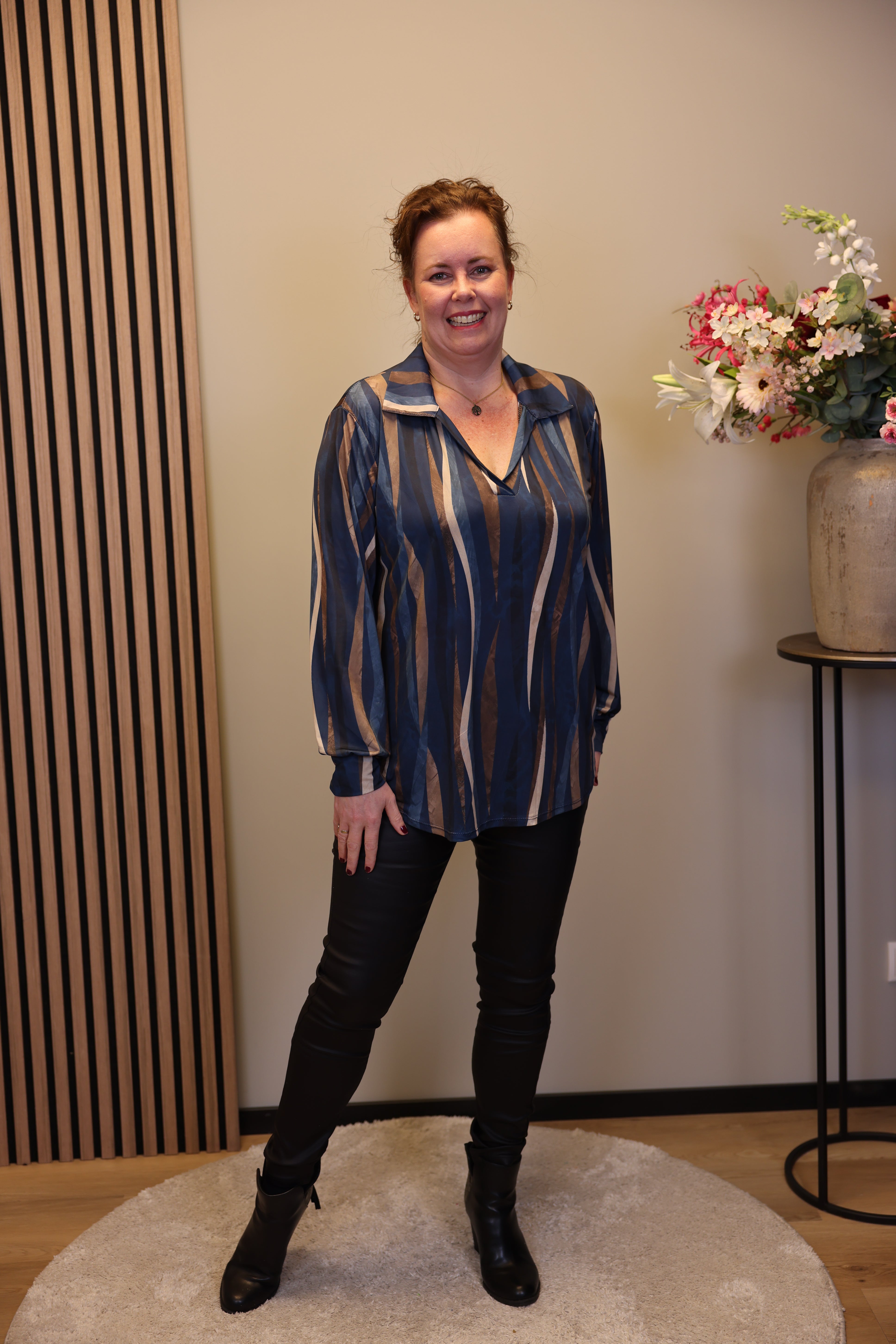Fenna | Blouse blauw met kraagje 38 t/m 48