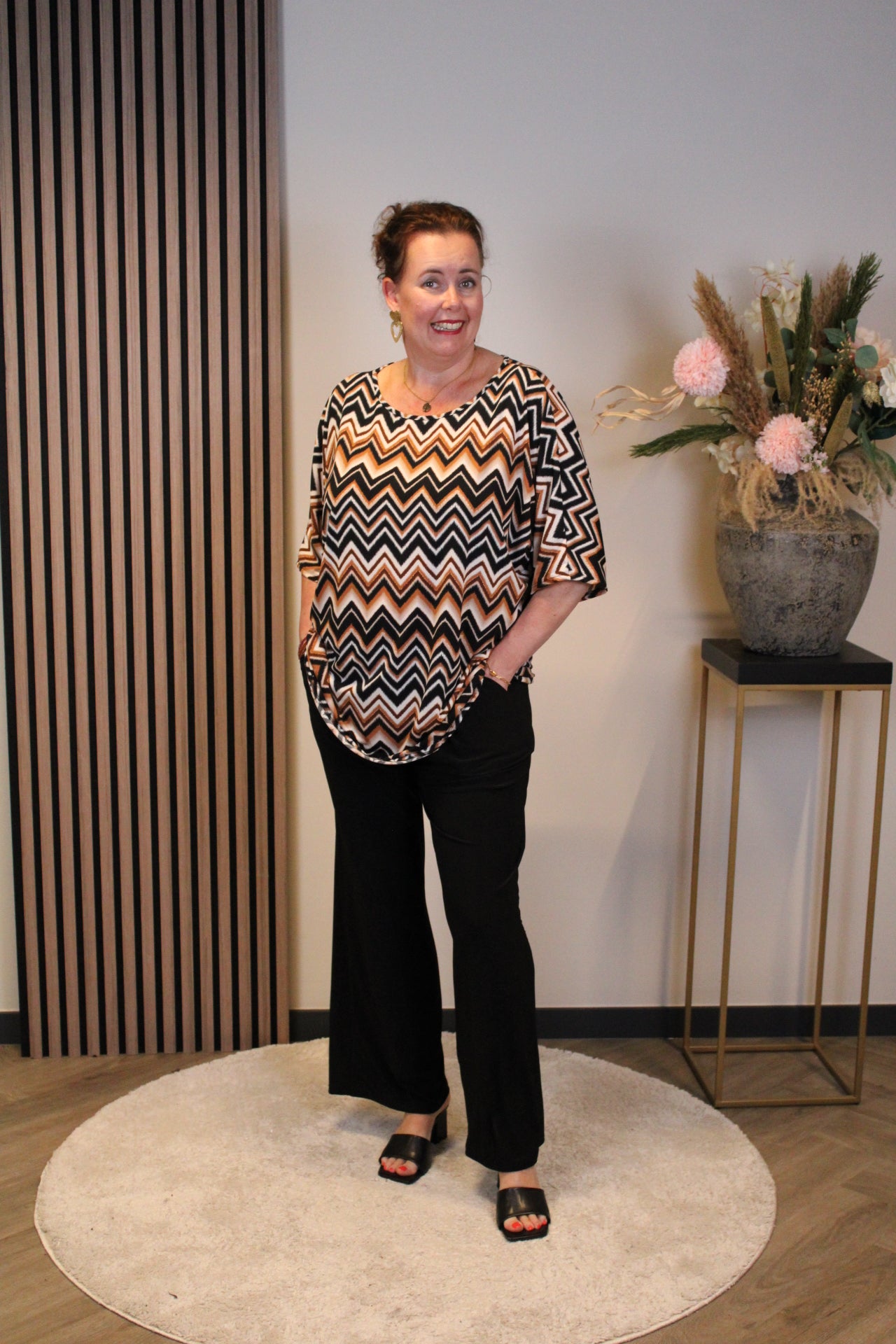 Ellen | Broek zwart met zakken 48 t/m 54